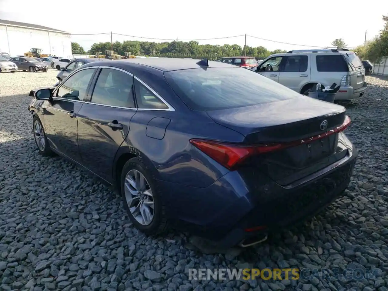 3 Photograph of a damaged car 4T1BZ1FB3KU025804 TOYOTA AVALON 2019