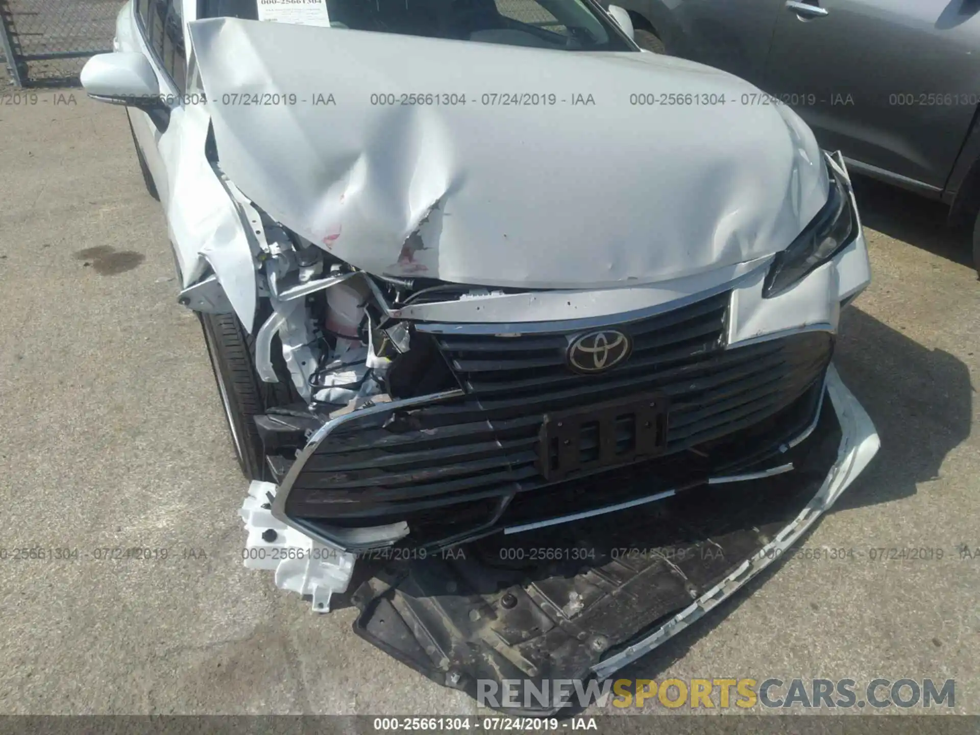 6 Photograph of a damaged car 4T1BZ1FB3KU026337 TOYOTA AVALON 2019