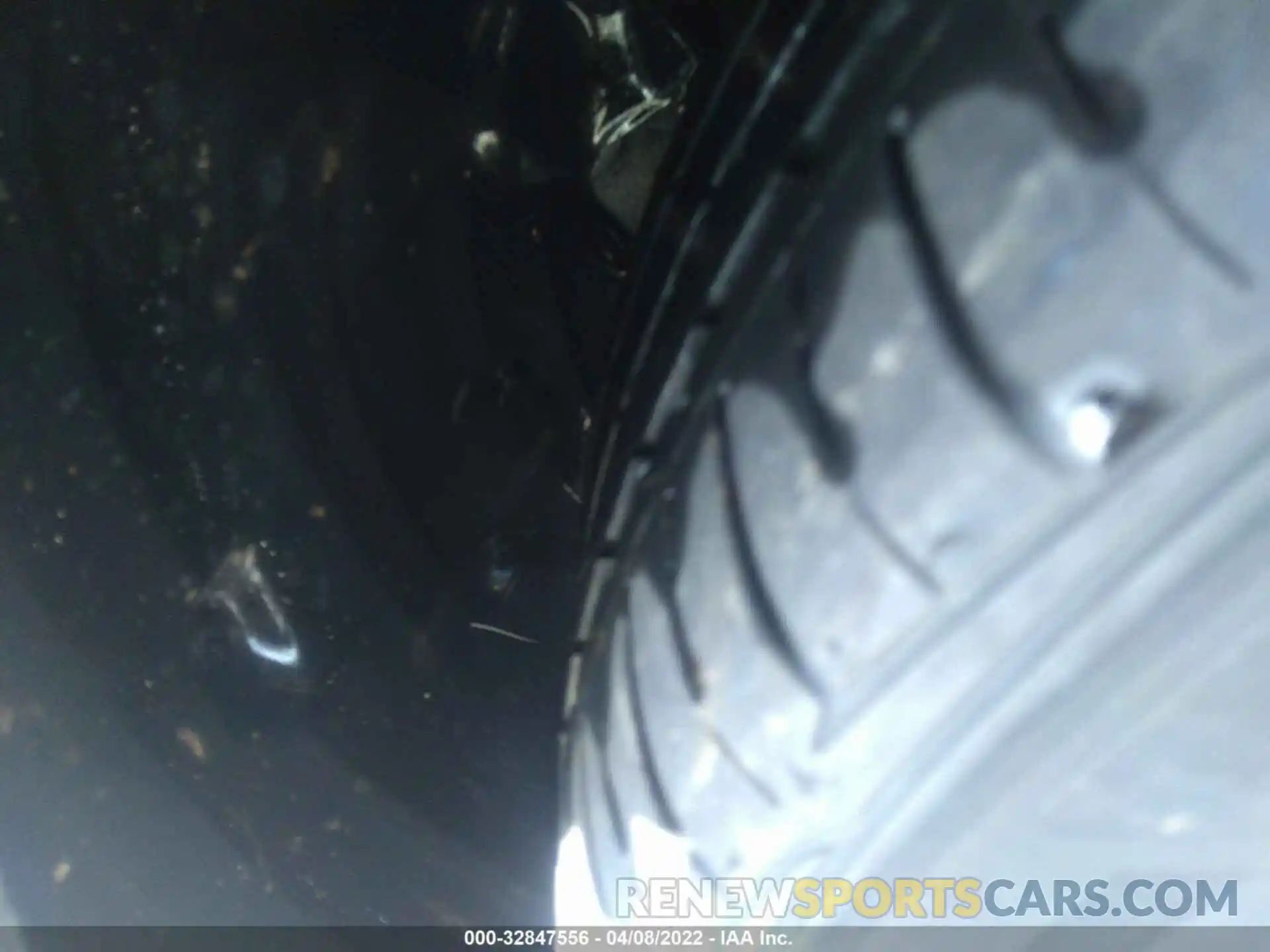 14 Photograph of a damaged car 4T1BZ1FB3KU028721 TOYOTA AVALON 2019