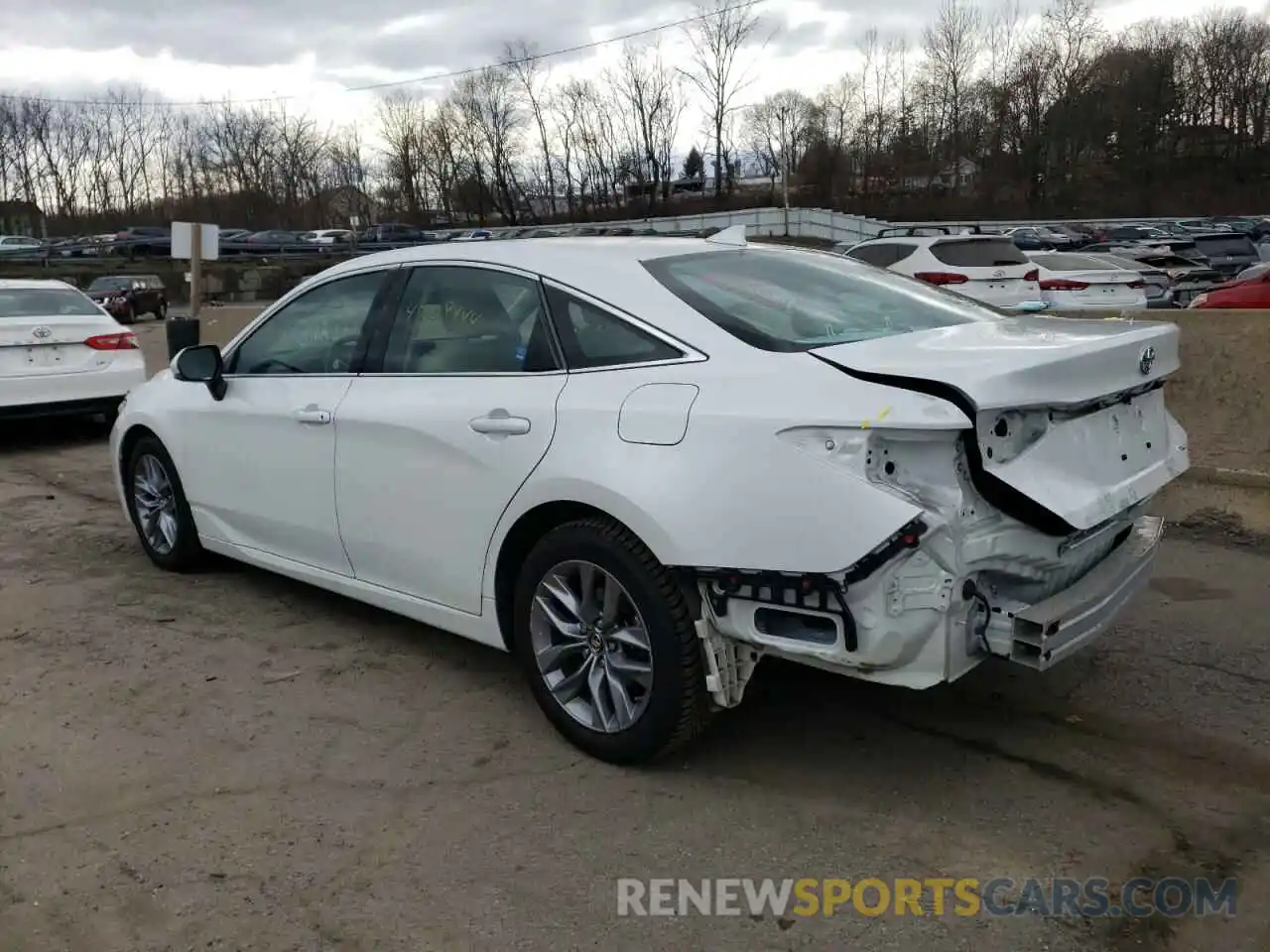 2 Photograph of a damaged car 4T1BZ1FB3KU029240 TOYOTA AVALON 2019