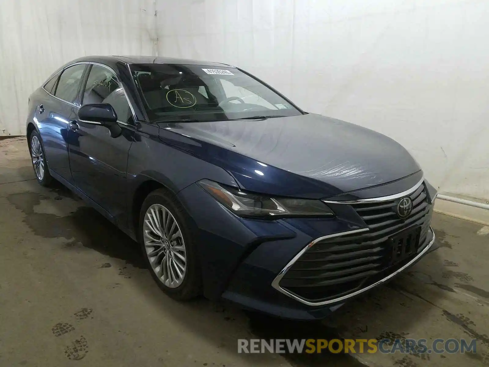 1 Photograph of a damaged car 4T1BZ1FB3KU030260 TOYOTA AVALON 2019