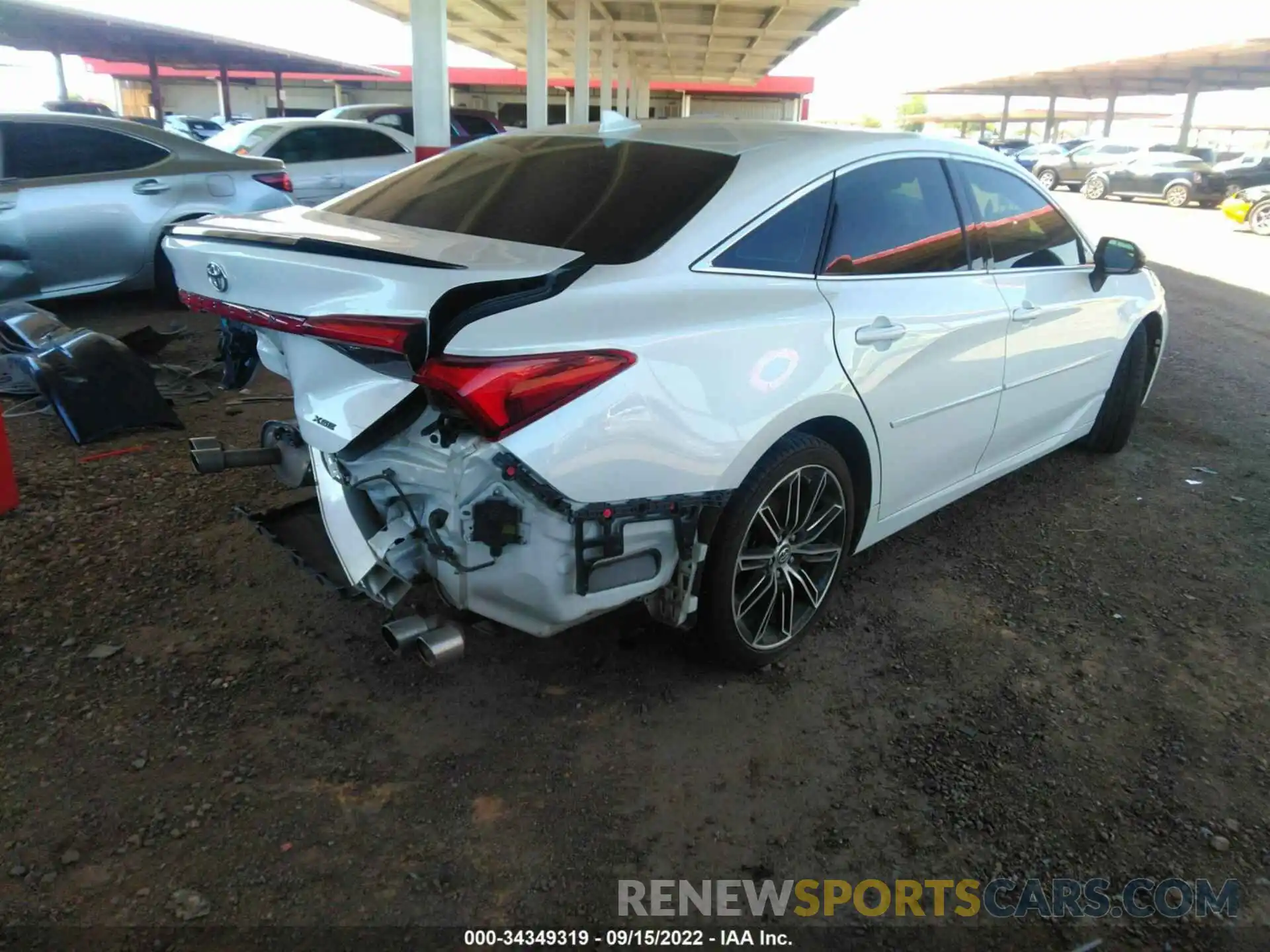 4 Фотография поврежденного автомобиля 4T1BZ1FB3KU030579 TOYOTA AVALON 2019