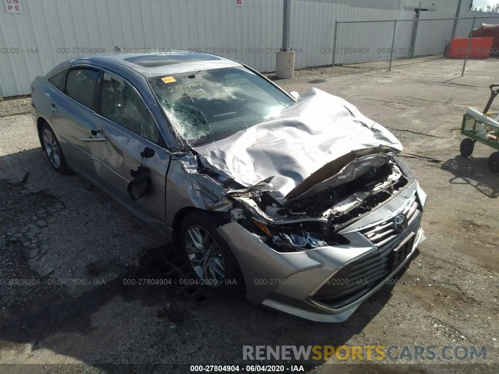 1 Photograph of a damaged car 4T1BZ1FB3KU031540 TOYOTA AVALON 2019