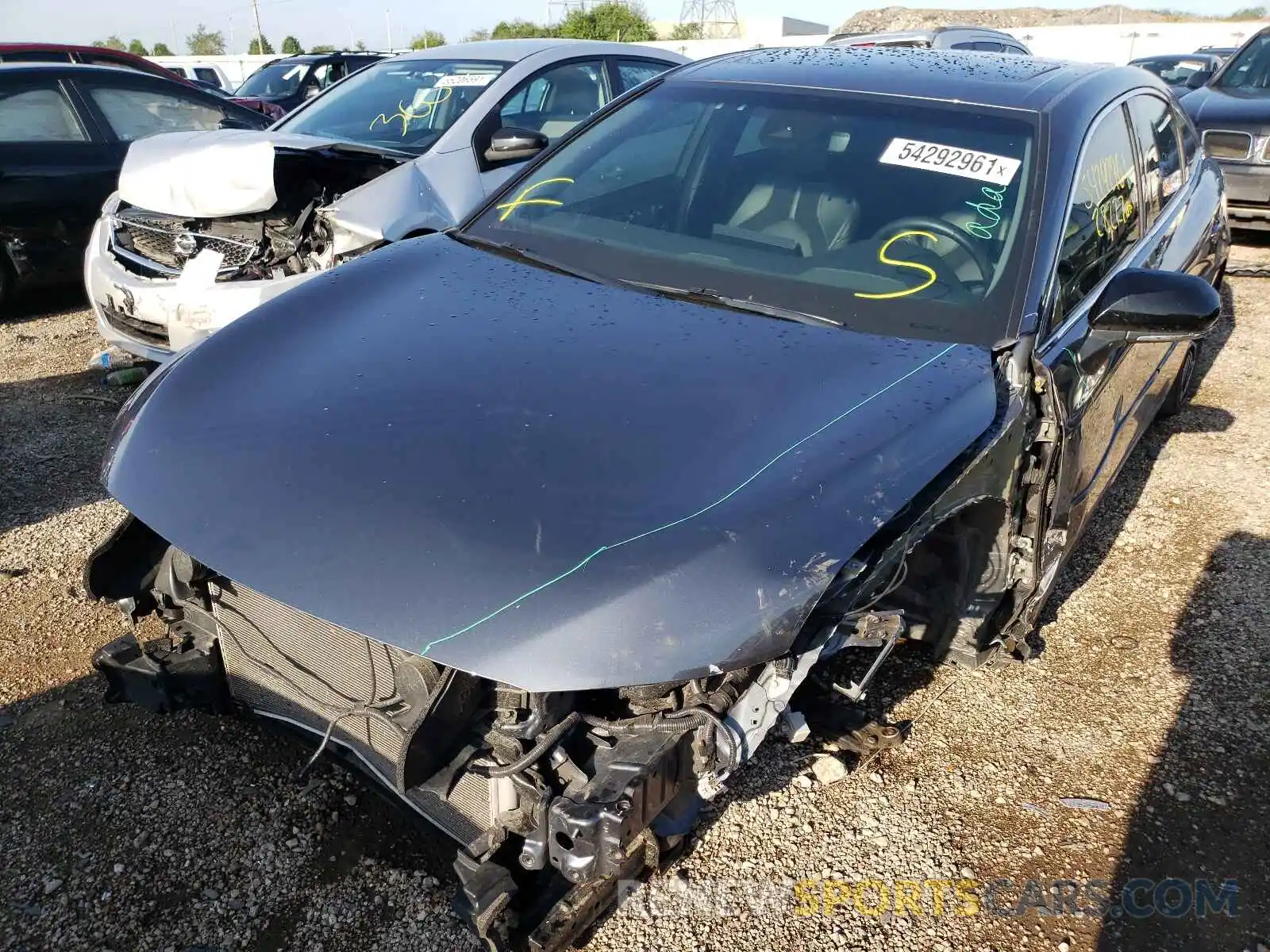 2 Photograph of a damaged car 4T1BZ1FB3KU032655 TOYOTA AVALON 2019