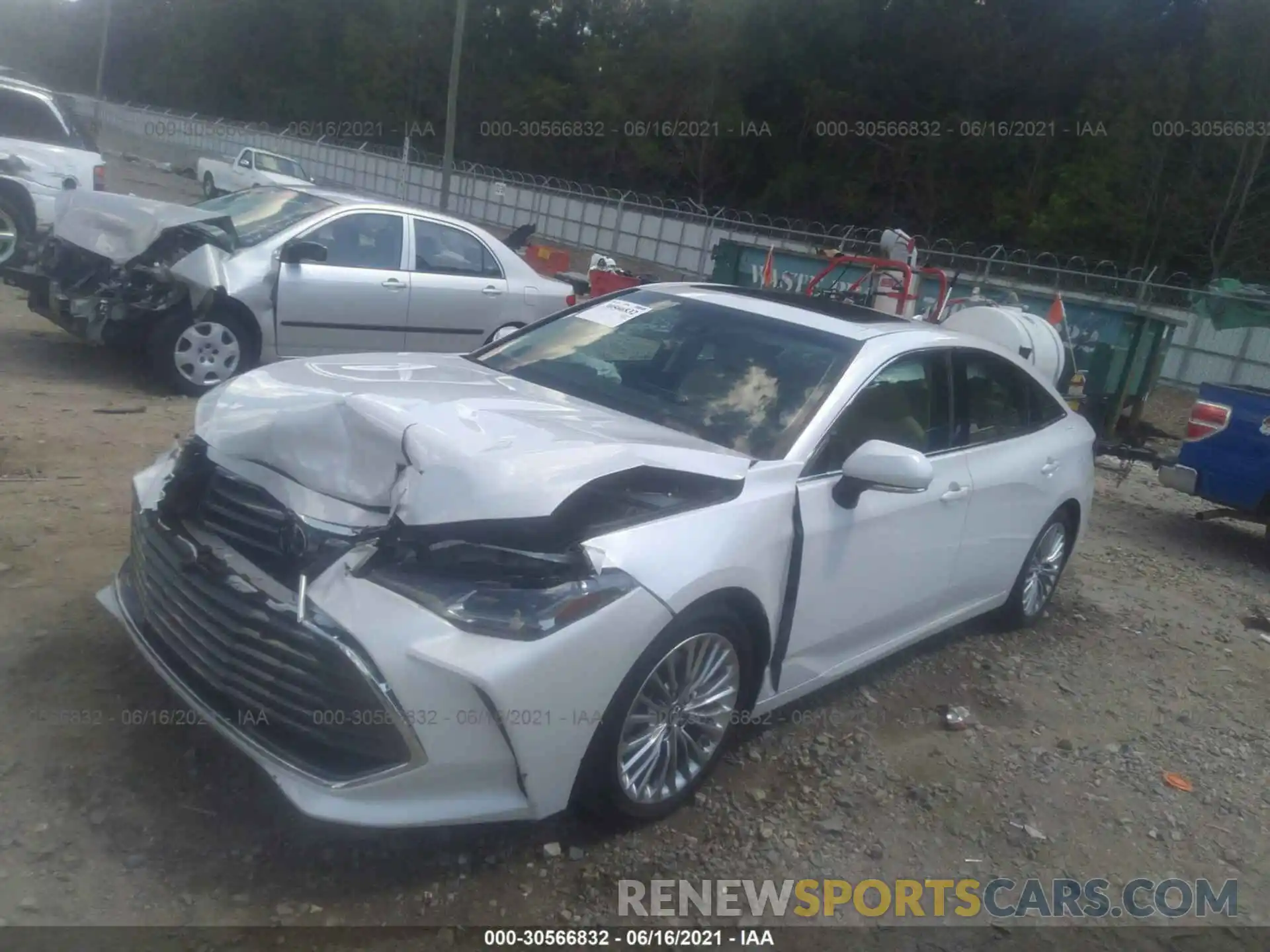 2 Photograph of a damaged car 4T1BZ1FB3KU038133 TOYOTA AVALON 2019