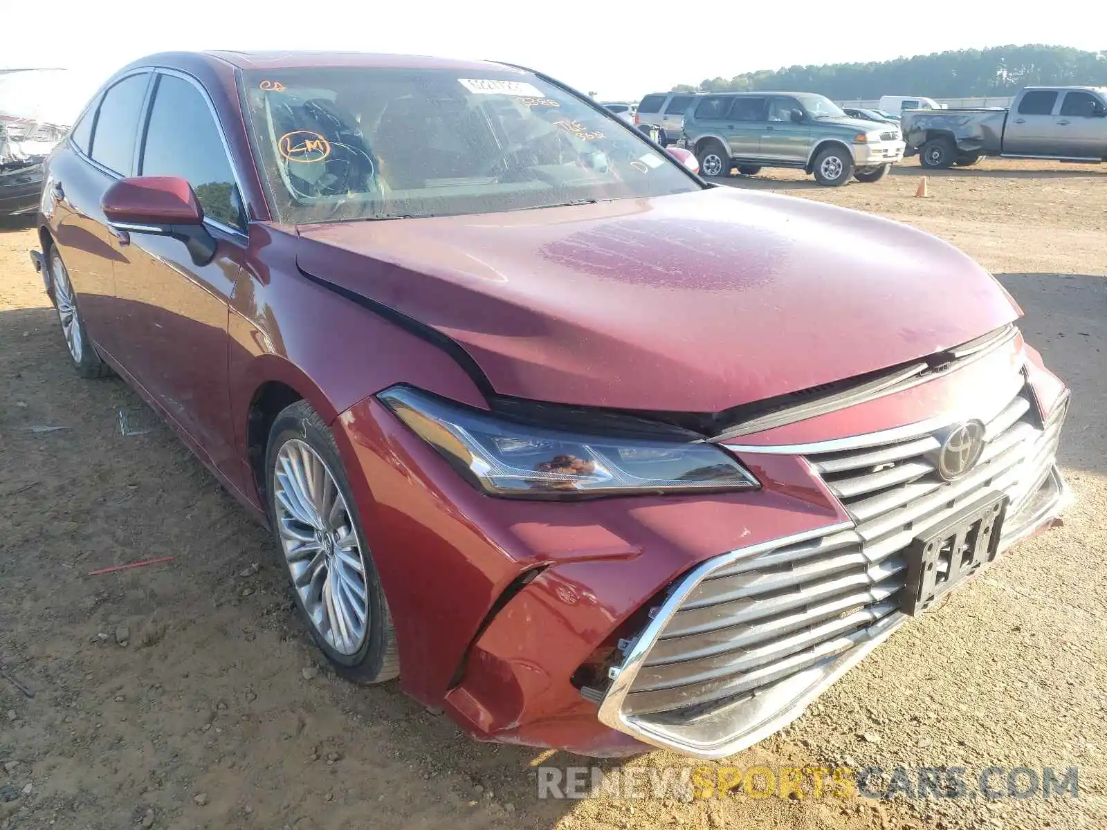 1 Photograph of a damaged car 4T1BZ1FB4KU003388 TOYOTA AVALON 2019