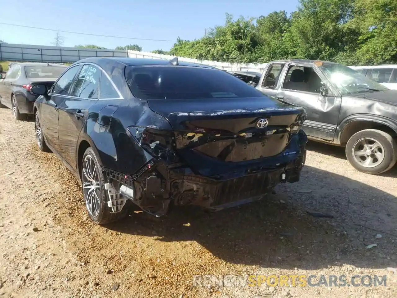 9 Photograph of a damaged car 4T1BZ1FB4KU005366 TOYOTA AVALON 2019