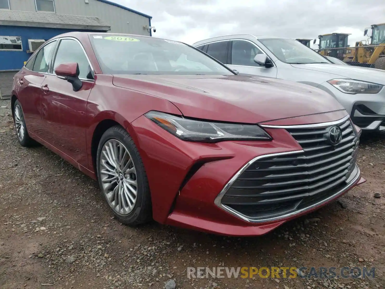 1 Photograph of a damaged car 4T1BZ1FB4KU007019 TOYOTA AVALON 2019