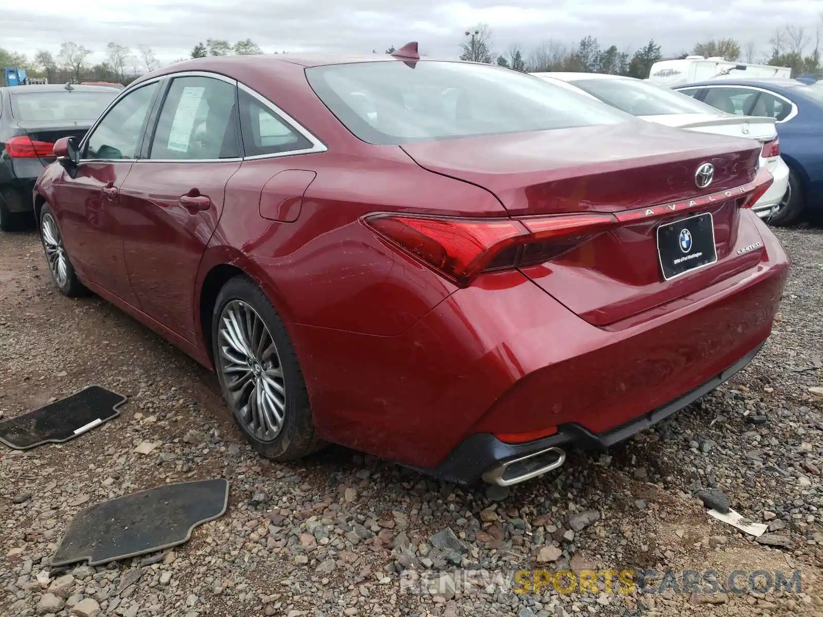 3 Photograph of a damaged car 4T1BZ1FB4KU007019 TOYOTA AVALON 2019