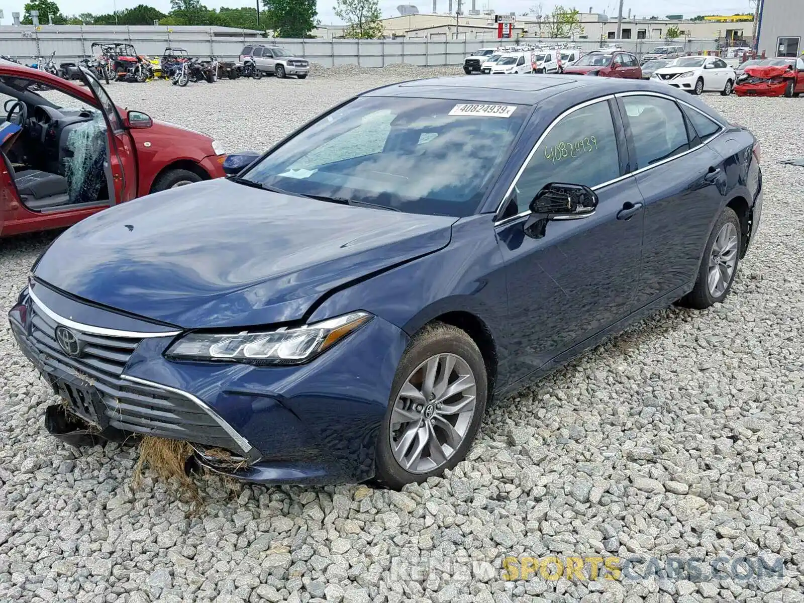 2 Photograph of a damaged car 4T1BZ1FB4KU010793 TOYOTA AVALON 2019