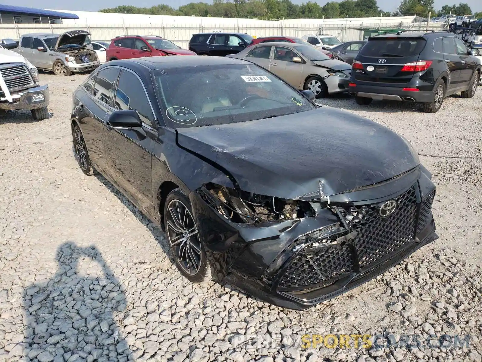 1 Photograph of a damaged car 4T1BZ1FB4KU020062 TOYOTA AVALON 2019