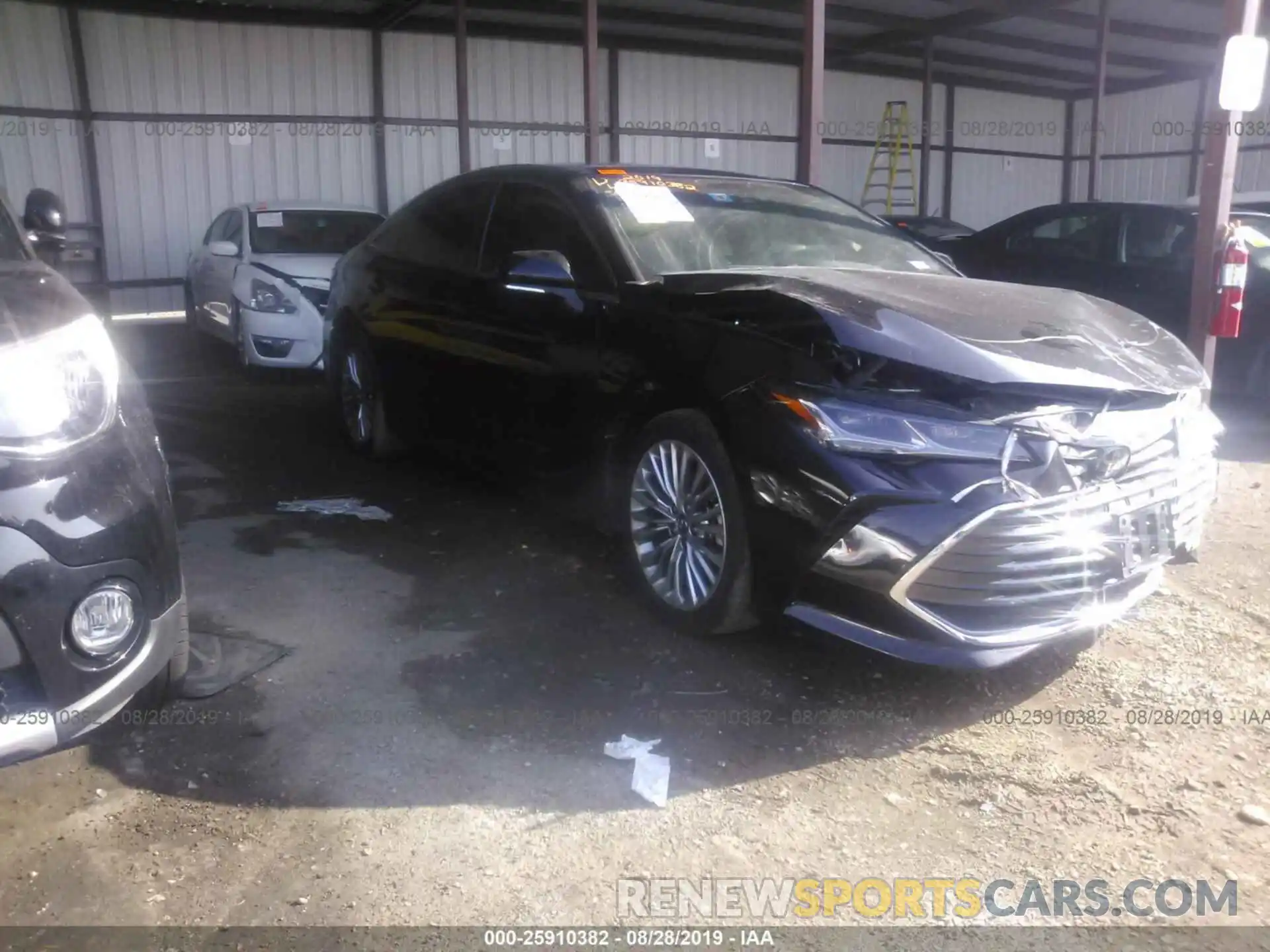 1 Photograph of a damaged car 4T1BZ1FB4KU022457 TOYOTA AVALON 2019