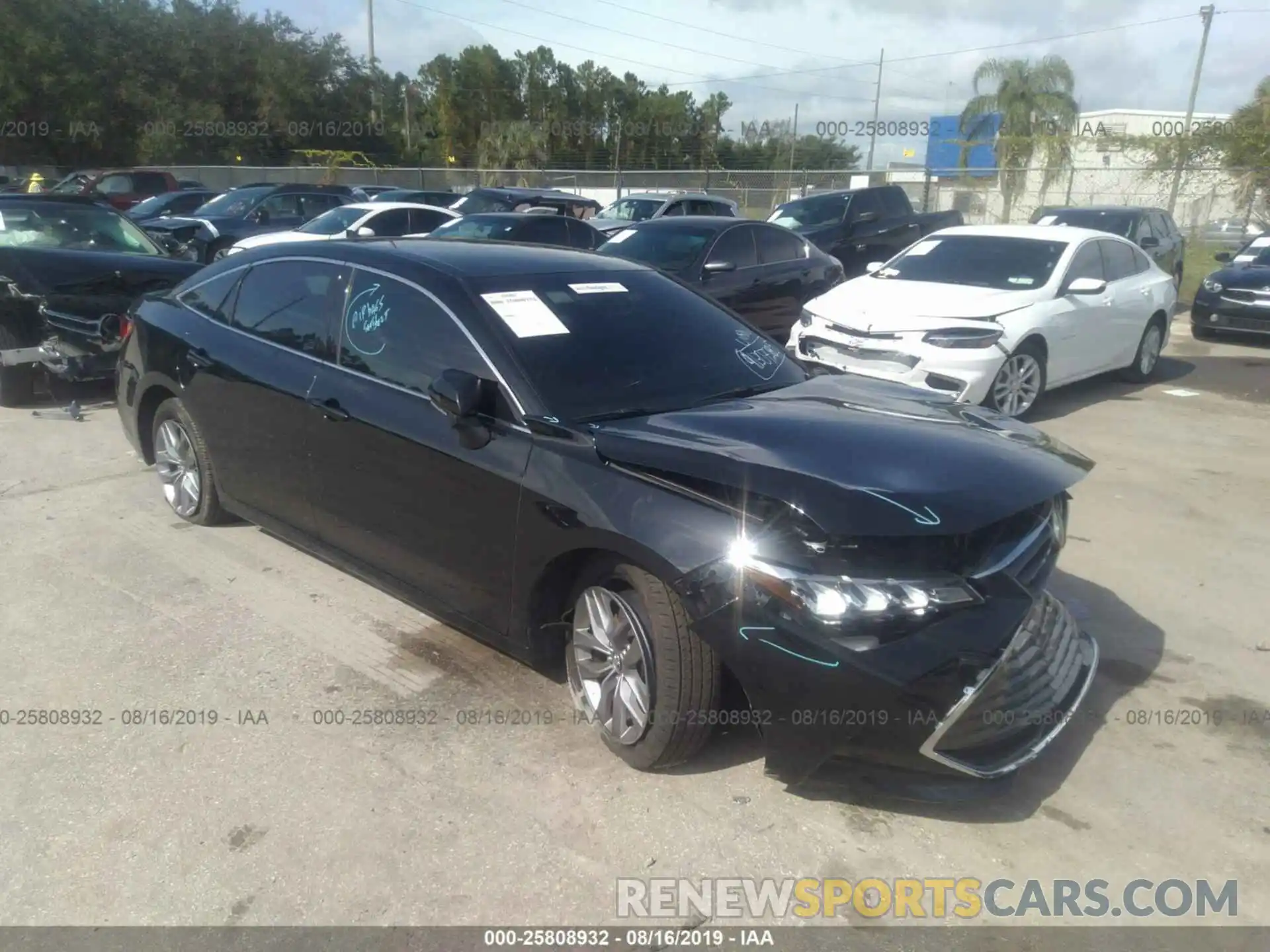 1 Photograph of a damaged car 4T1BZ1FB4KU026489 TOYOTA AVALON 2019