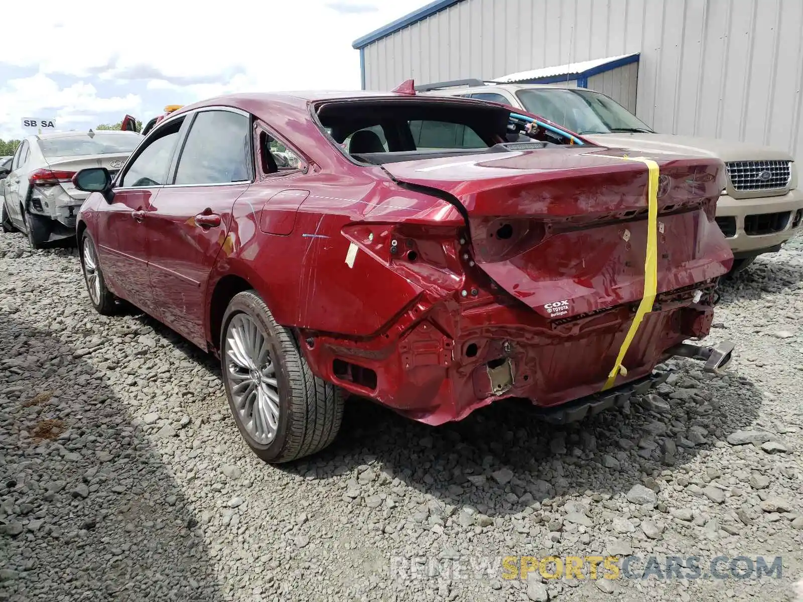 3 Photograph of a damaged car 4T1BZ1FB4KU029179 TOYOTA AVALON 2019