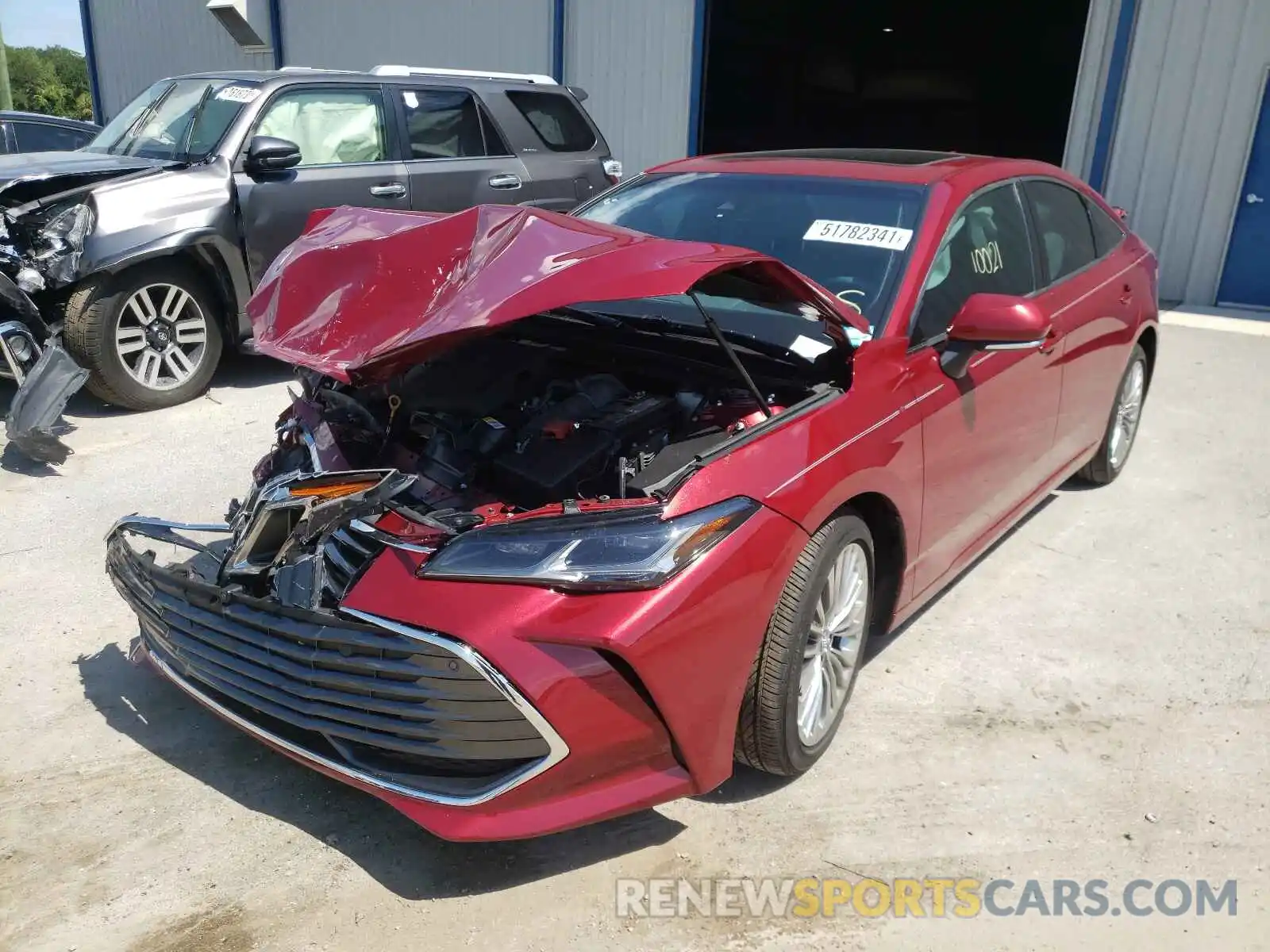 2 Photograph of a damaged car 4T1BZ1FB4KU033443 TOYOTA AVALON 2019