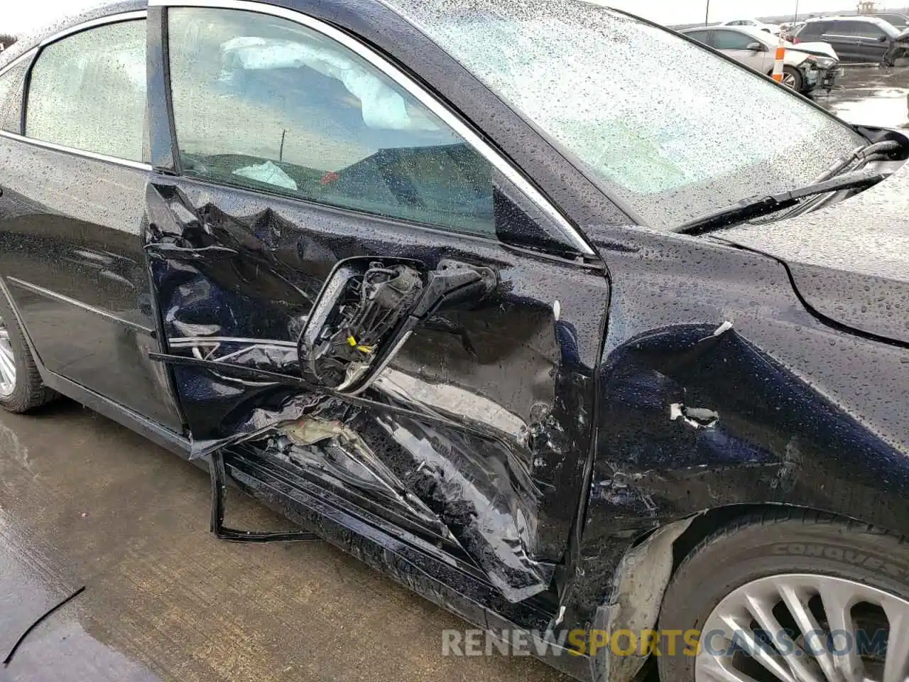 9 Photograph of a damaged car 4T1BZ1FB4KU035709 TOYOTA AVALON 2019