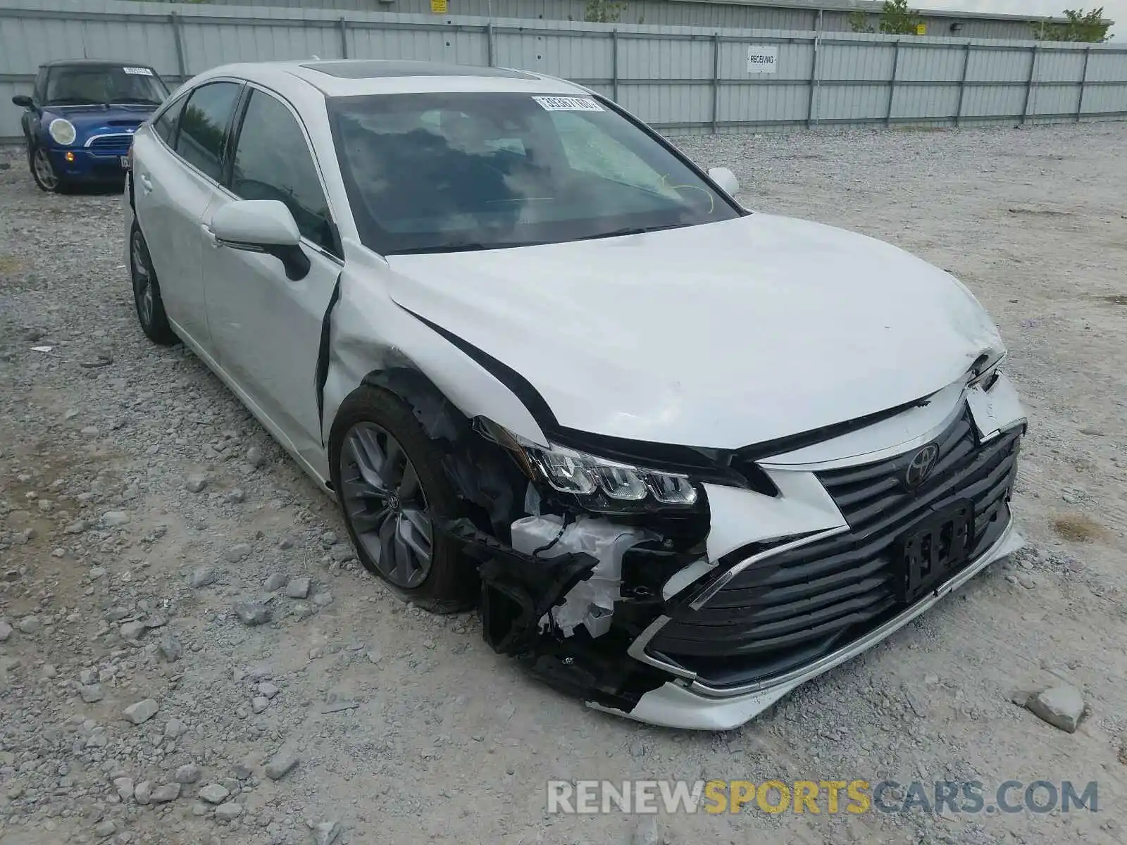 1 Photograph of a damaged car 4T1BZ1FB4KU036181 TOYOTA AVALON 2019