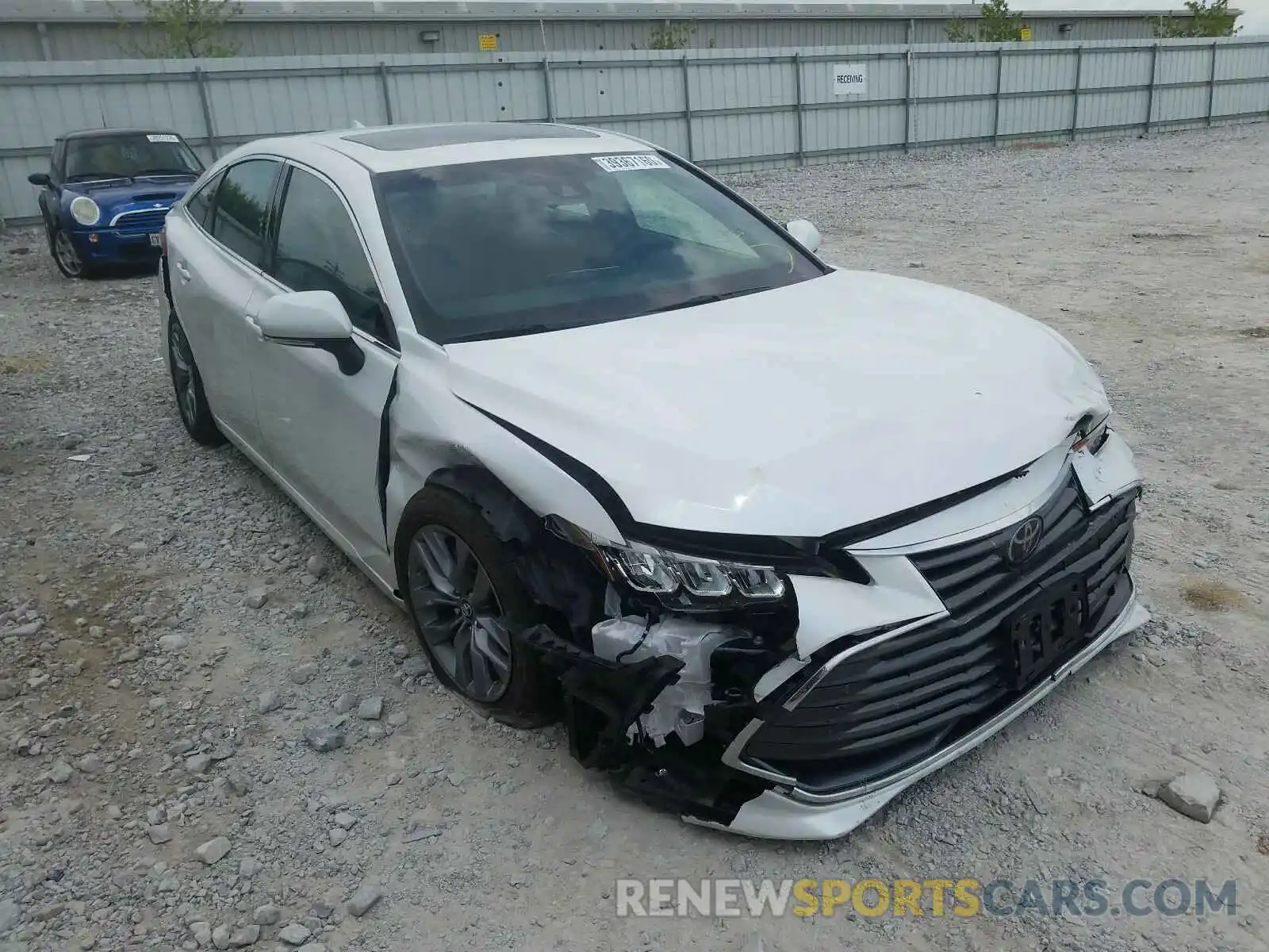 9 Photograph of a damaged car 4T1BZ1FB4KU036181 TOYOTA AVALON 2019