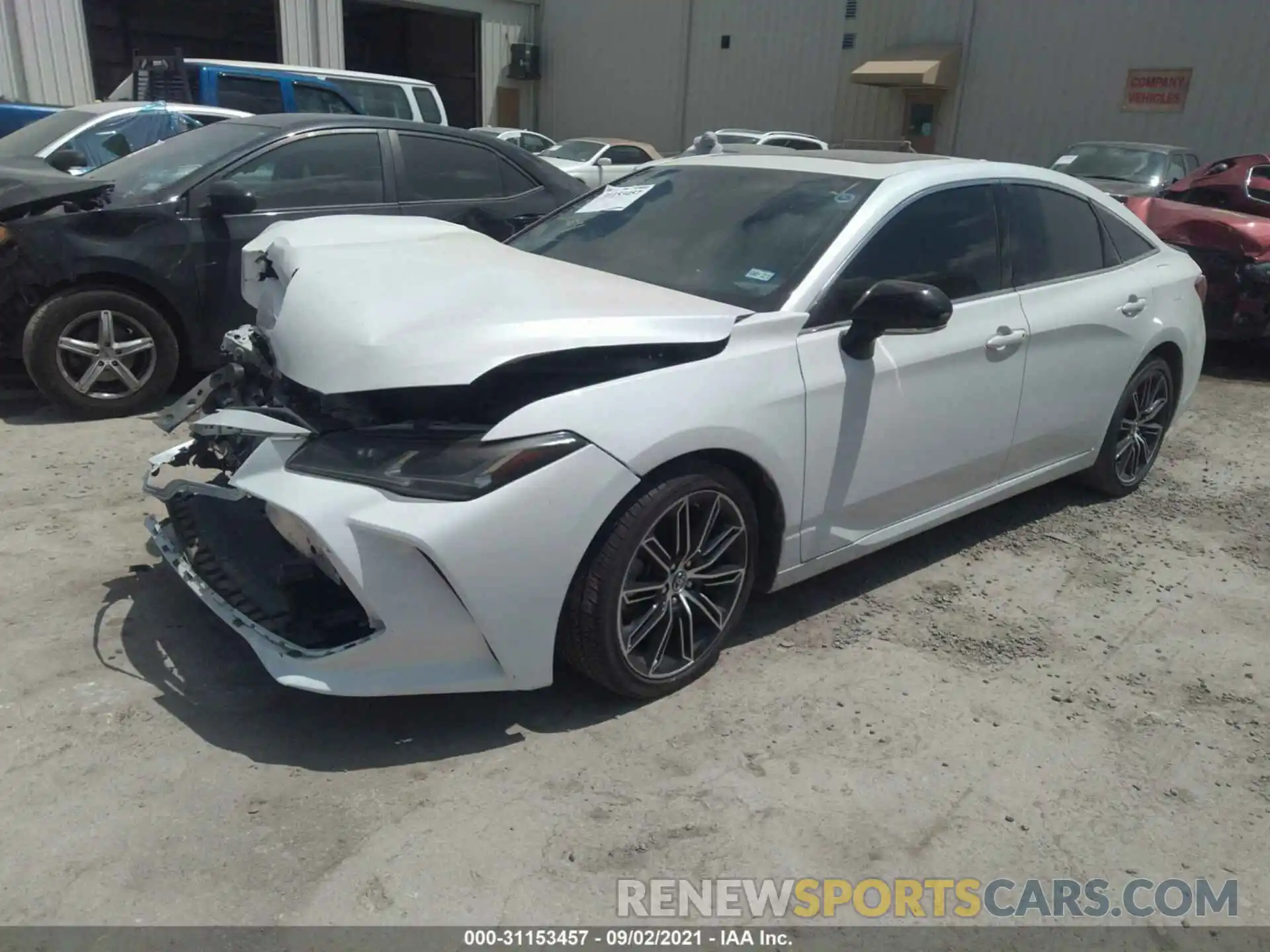 2 Photograph of a damaged car 4T1BZ1FB4KU038254 TOYOTA AVALON 2019