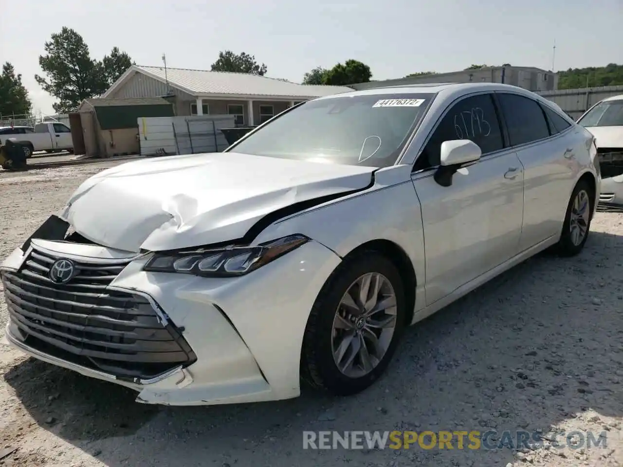 2 Photograph of a damaged car 4T1BZ1FB5KU001715 TOYOTA AVALON 2019