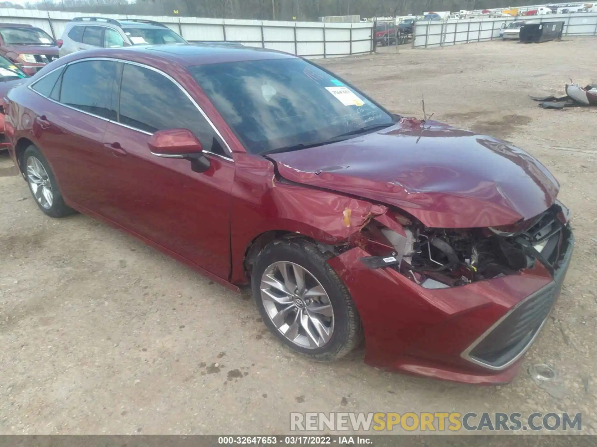 1 Photograph of a damaged car 4T1BZ1FB5KU003013 TOYOTA AVALON 2019