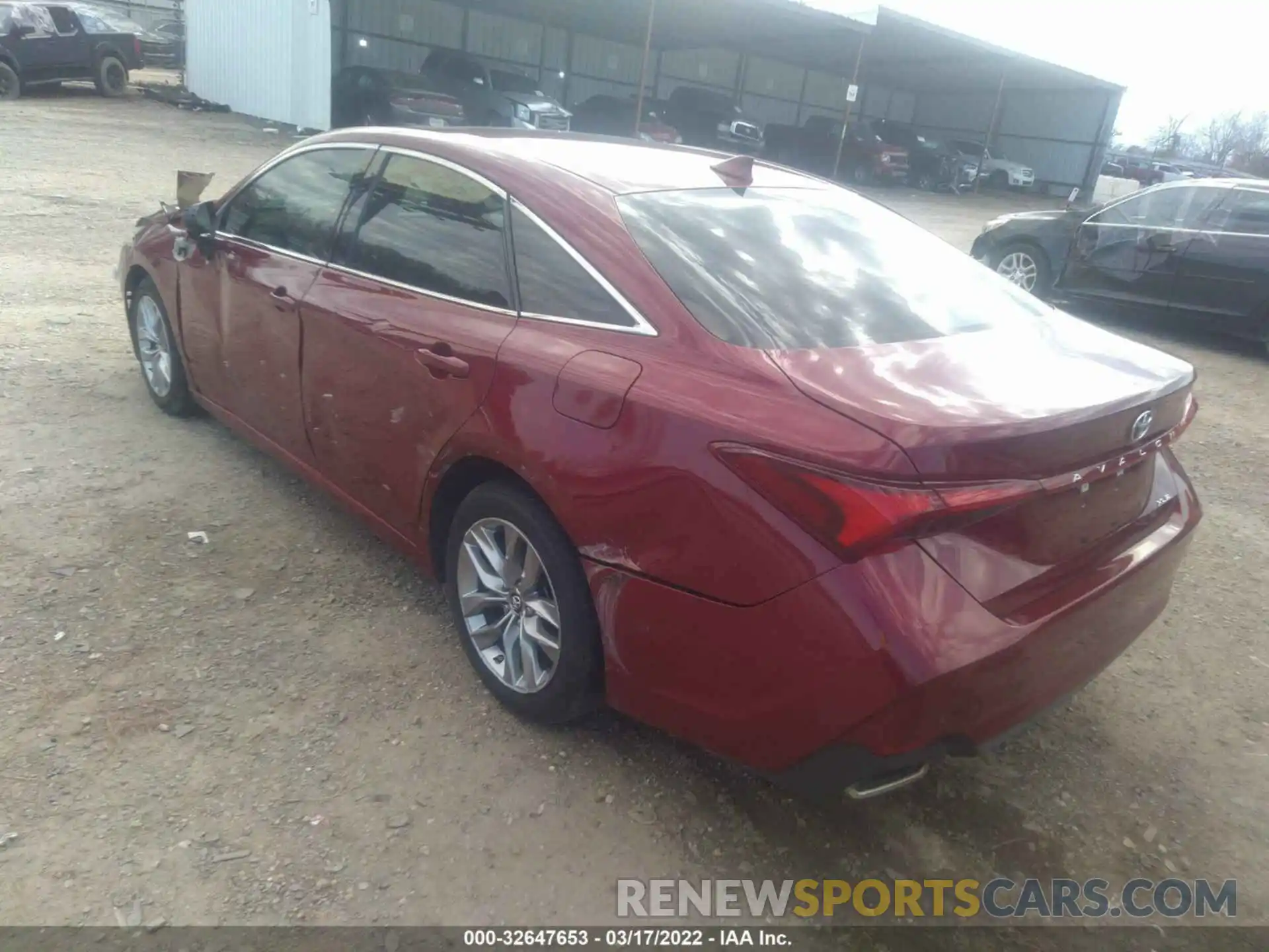 3 Photograph of a damaged car 4T1BZ1FB5KU003013 TOYOTA AVALON 2019