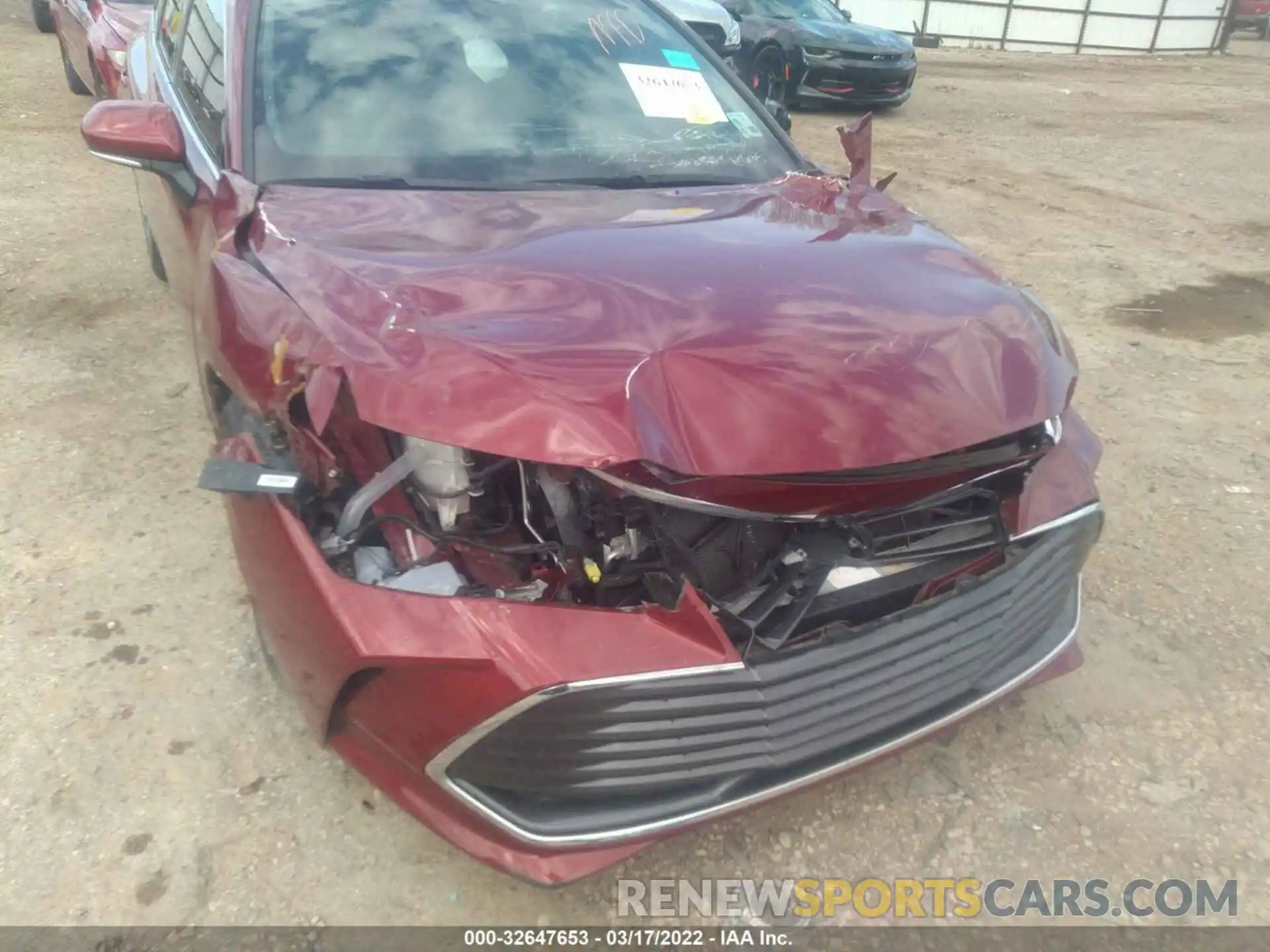 6 Photograph of a damaged car 4T1BZ1FB5KU003013 TOYOTA AVALON 2019