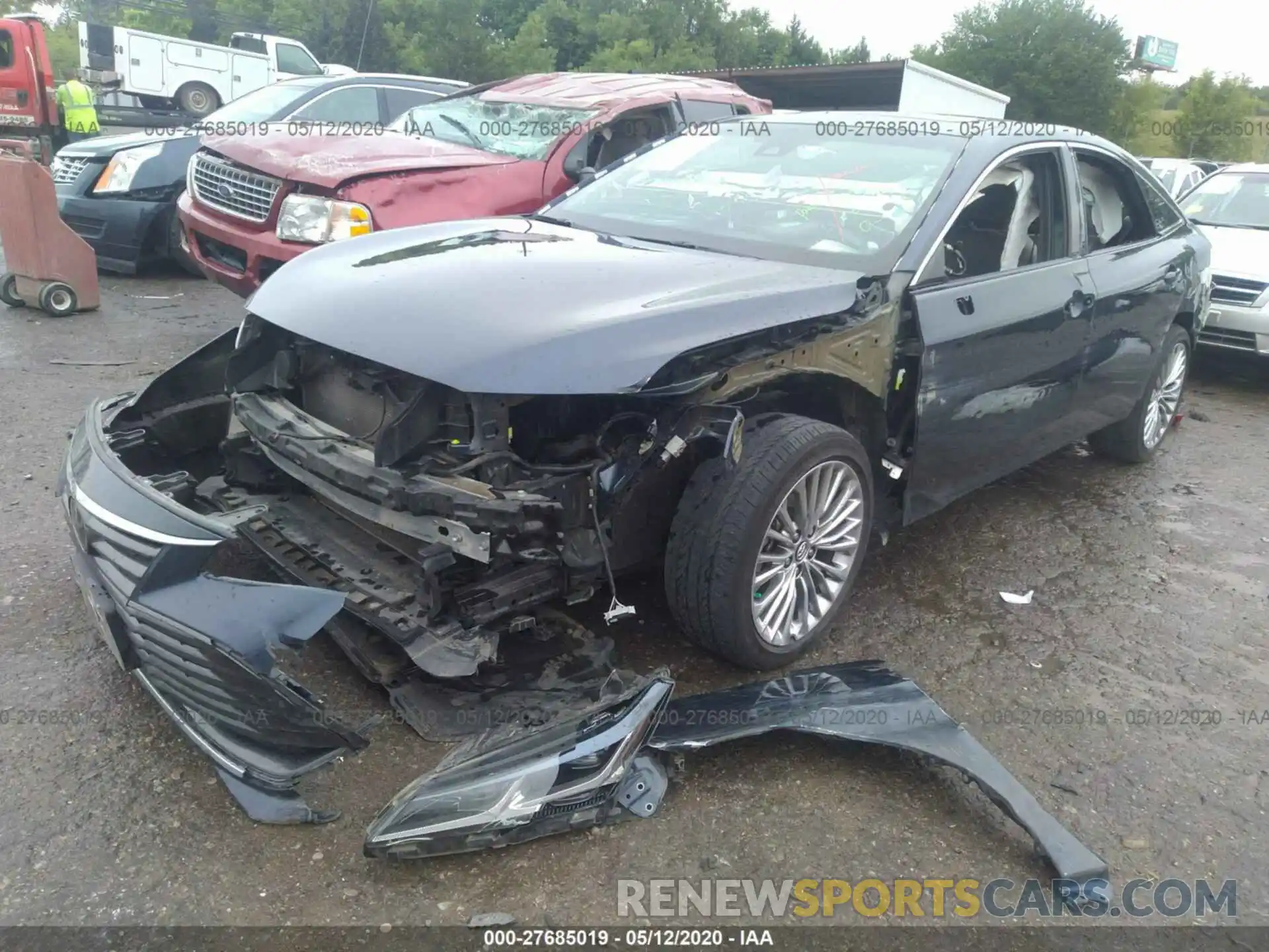 2 Photograph of a damaged car 4T1BZ1FB5KU003156 TOYOTA AVALON 2019