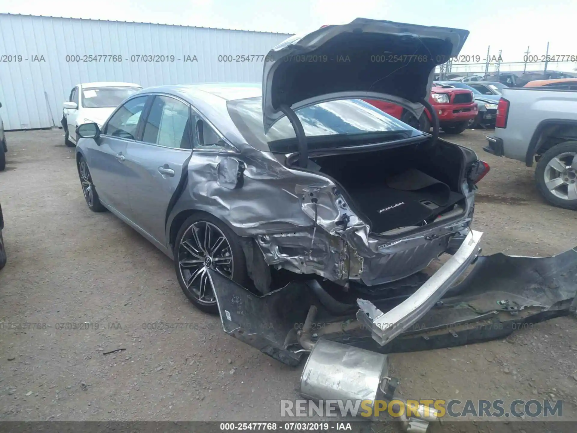 6 Photograph of a damaged car 4T1BZ1FB5KU003352 TOYOTA AVALON 2019