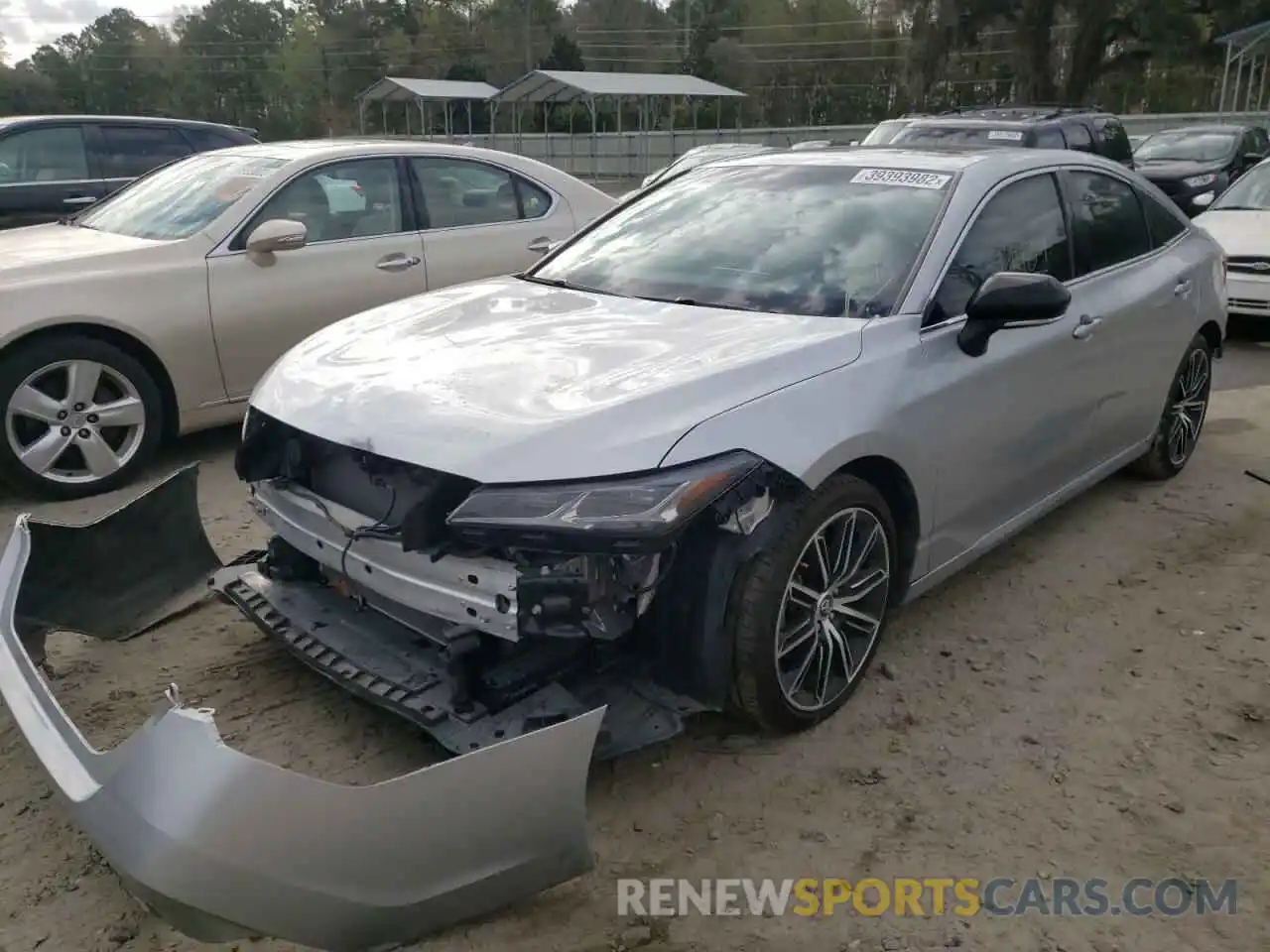 2 Photograph of a damaged car 4T1BZ1FB5KU004162 TOYOTA AVALON 2019