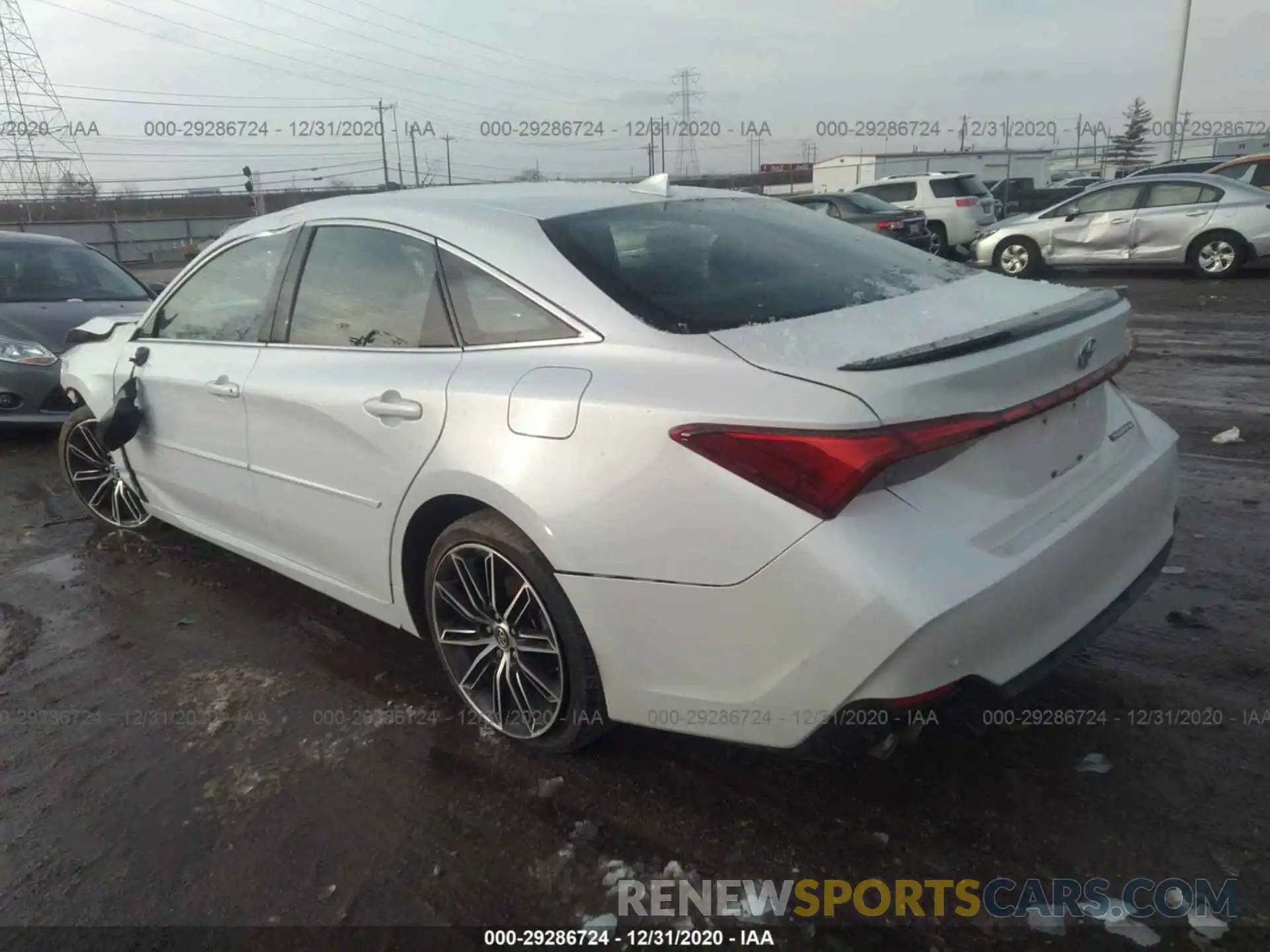 3 Photograph of a damaged car 4T1BZ1FB5KU004503 TOYOTA AVALON 2019