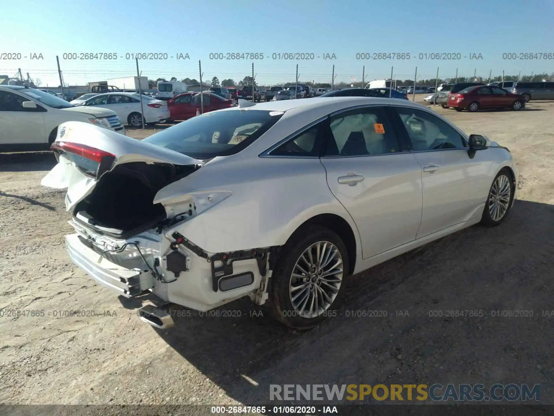 4 Photograph of a damaged car 4T1BZ1FB5KU007420 TOYOTA AVALON 2019