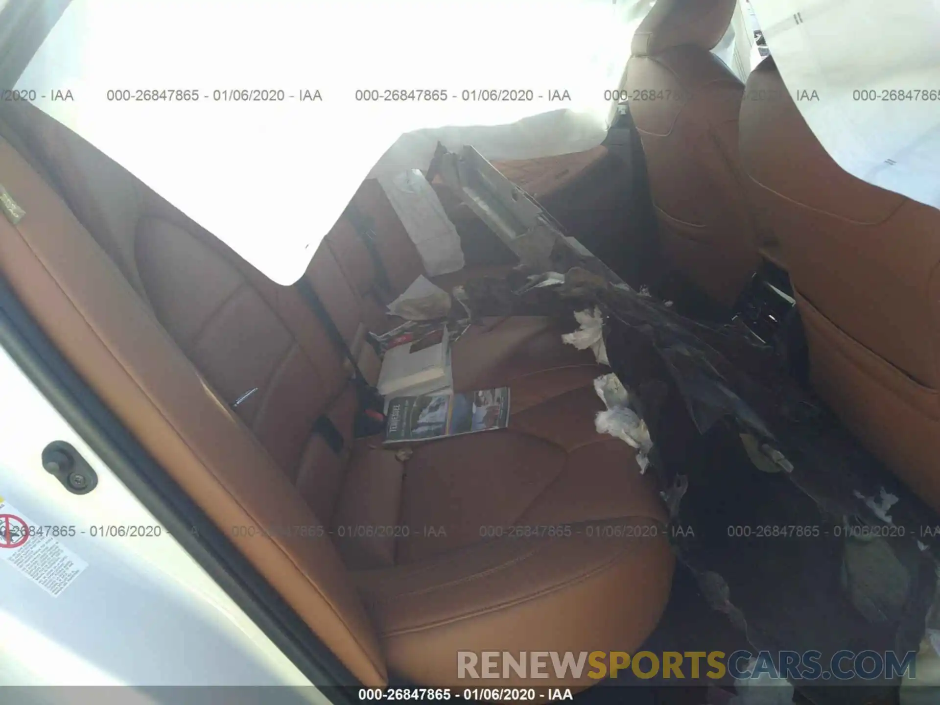 8 Photograph of a damaged car 4T1BZ1FB5KU007420 TOYOTA AVALON 2019