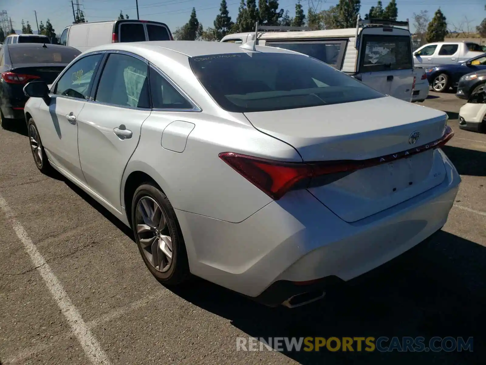 3 Photograph of a damaged car 4T1BZ1FB5KU008289 TOYOTA AVALON 2019