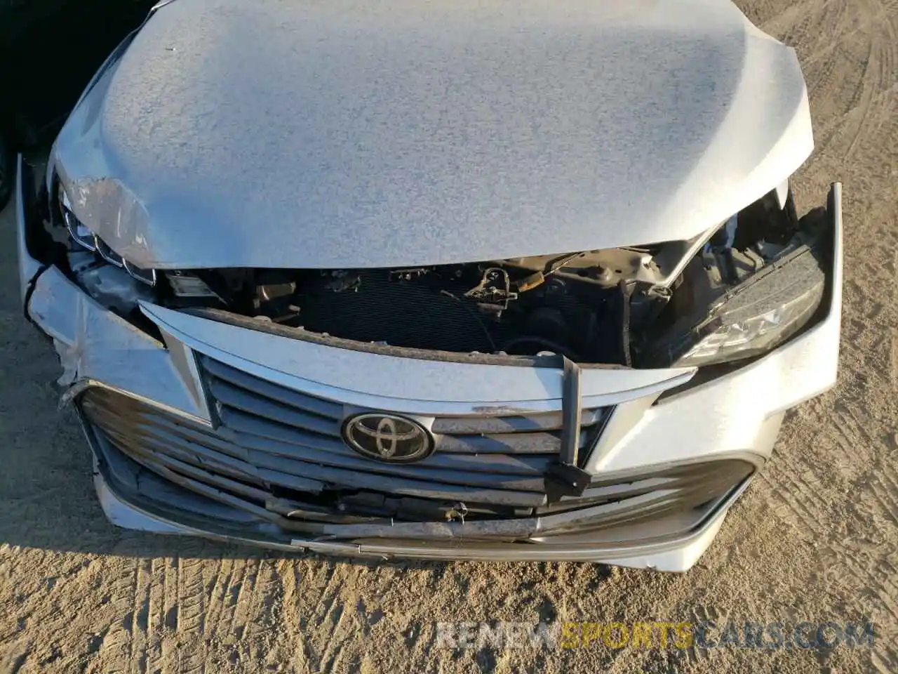 7 Photograph of a damaged car 4T1BZ1FB5KU010432 TOYOTA AVALON 2019