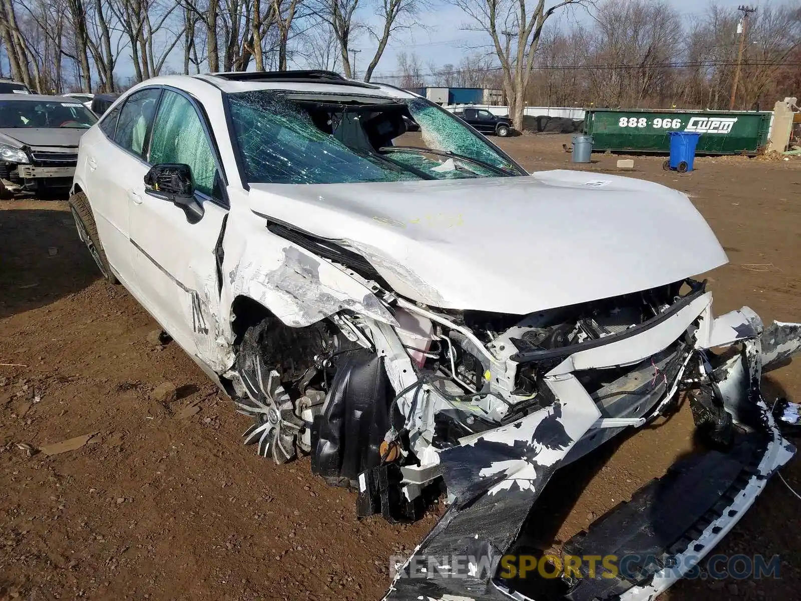 1 Photograph of a damaged car 4T1BZ1FB5KU012360 TOYOTA AVALON 2019