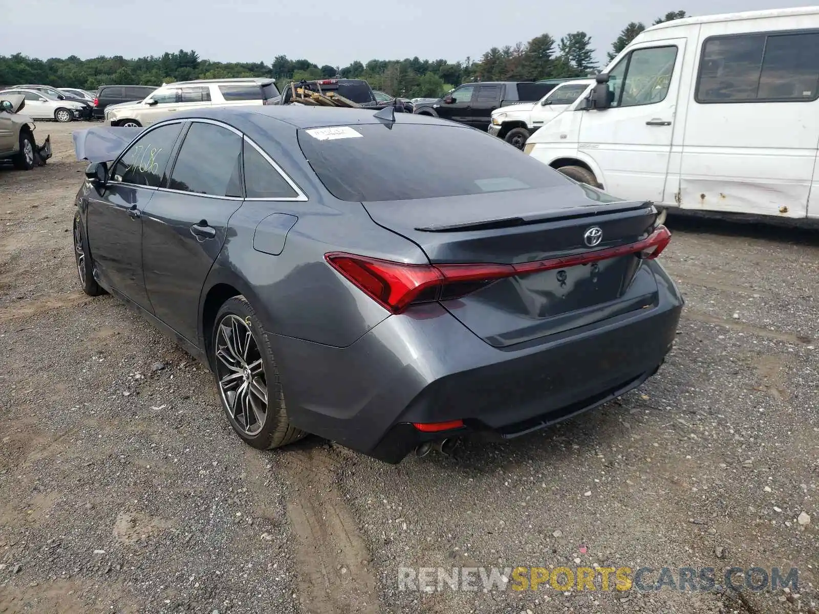 3 Photograph of a damaged car 4T1BZ1FB5KU016473 TOYOTA AVALON 2019