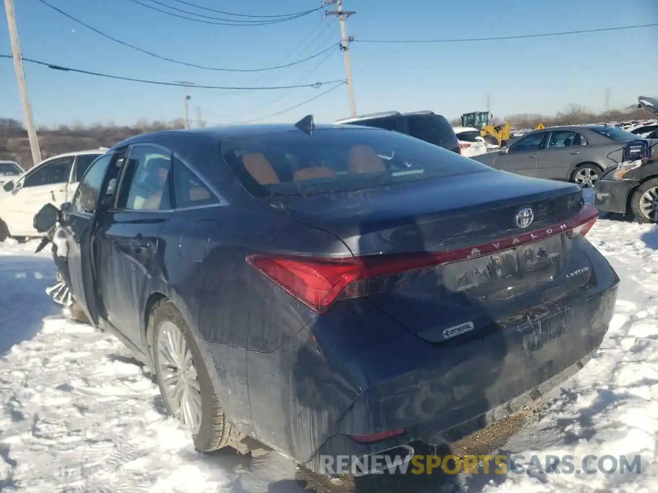 3 Photograph of a damaged car 4T1BZ1FB5KU016828 TOYOTA AVALON 2019