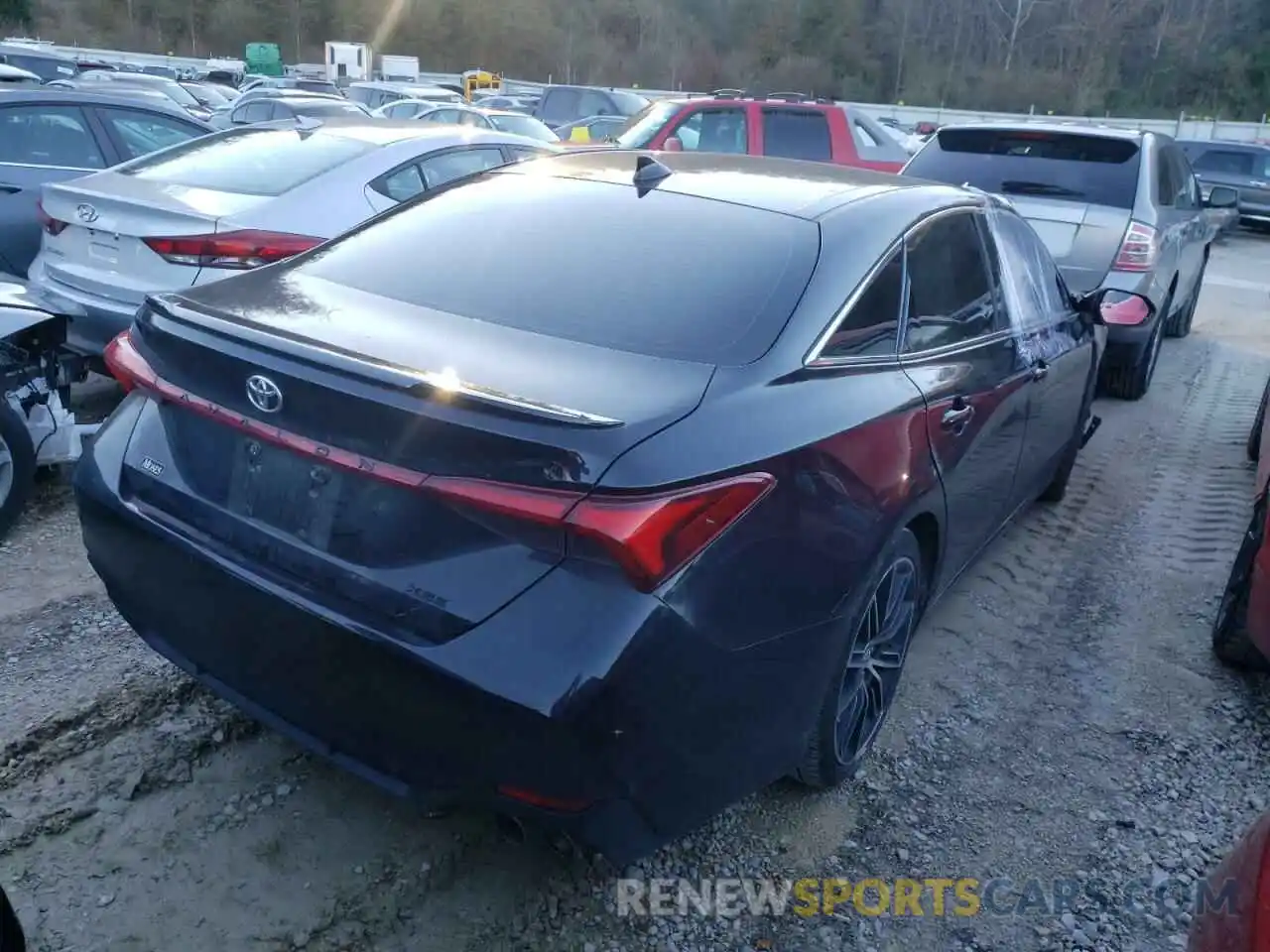 4 Photograph of a damaged car 4T1BZ1FB5KU017154 TOYOTA AVALON 2019