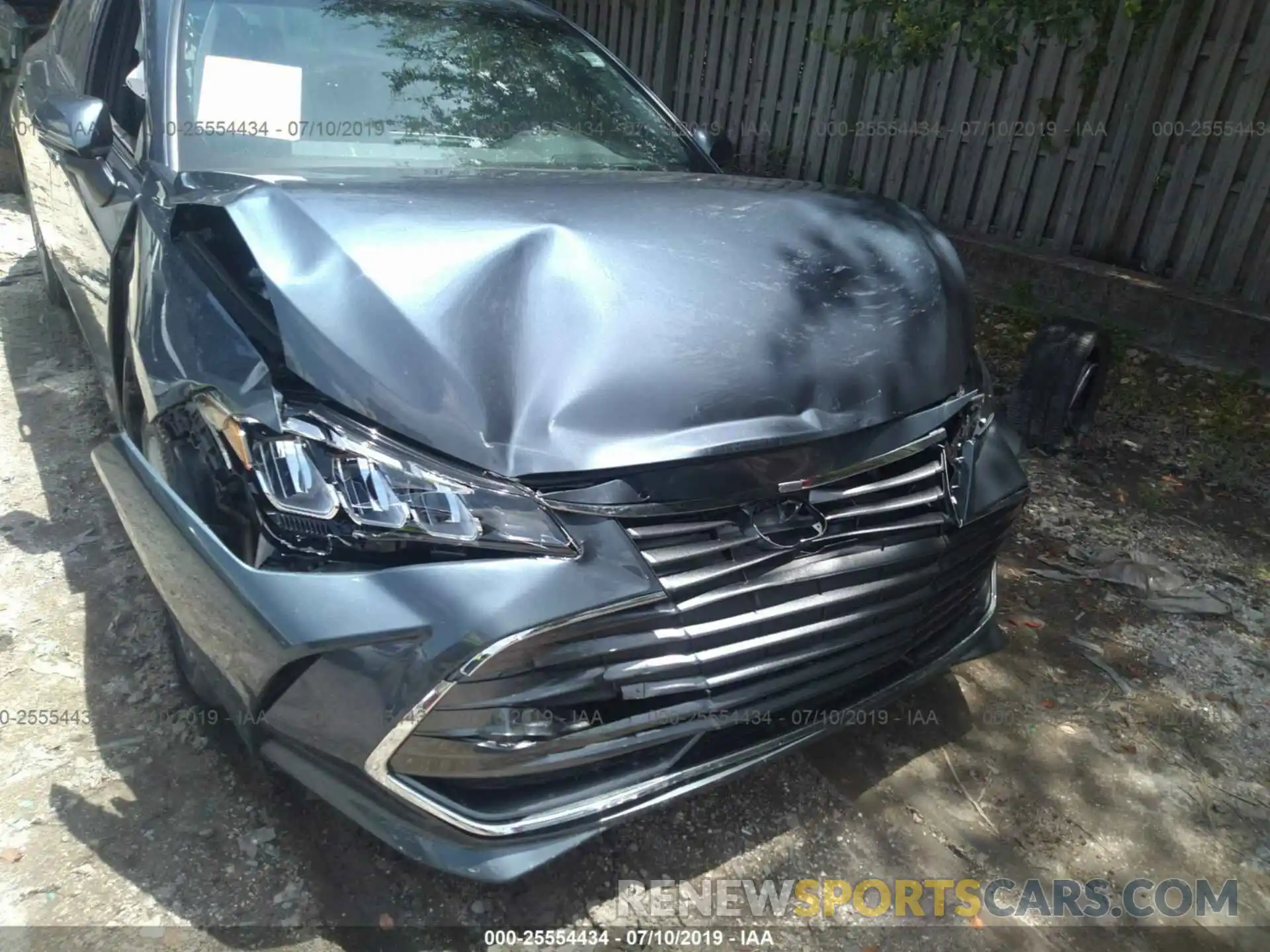 6 Photograph of a damaged car 4T1BZ1FB5KU020751 TOYOTA AVALON 2019