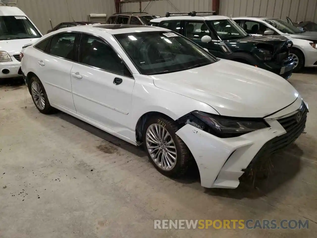 1 Photograph of a damaged car 4T1BZ1FB5KU021429 TOYOTA AVALON 2019