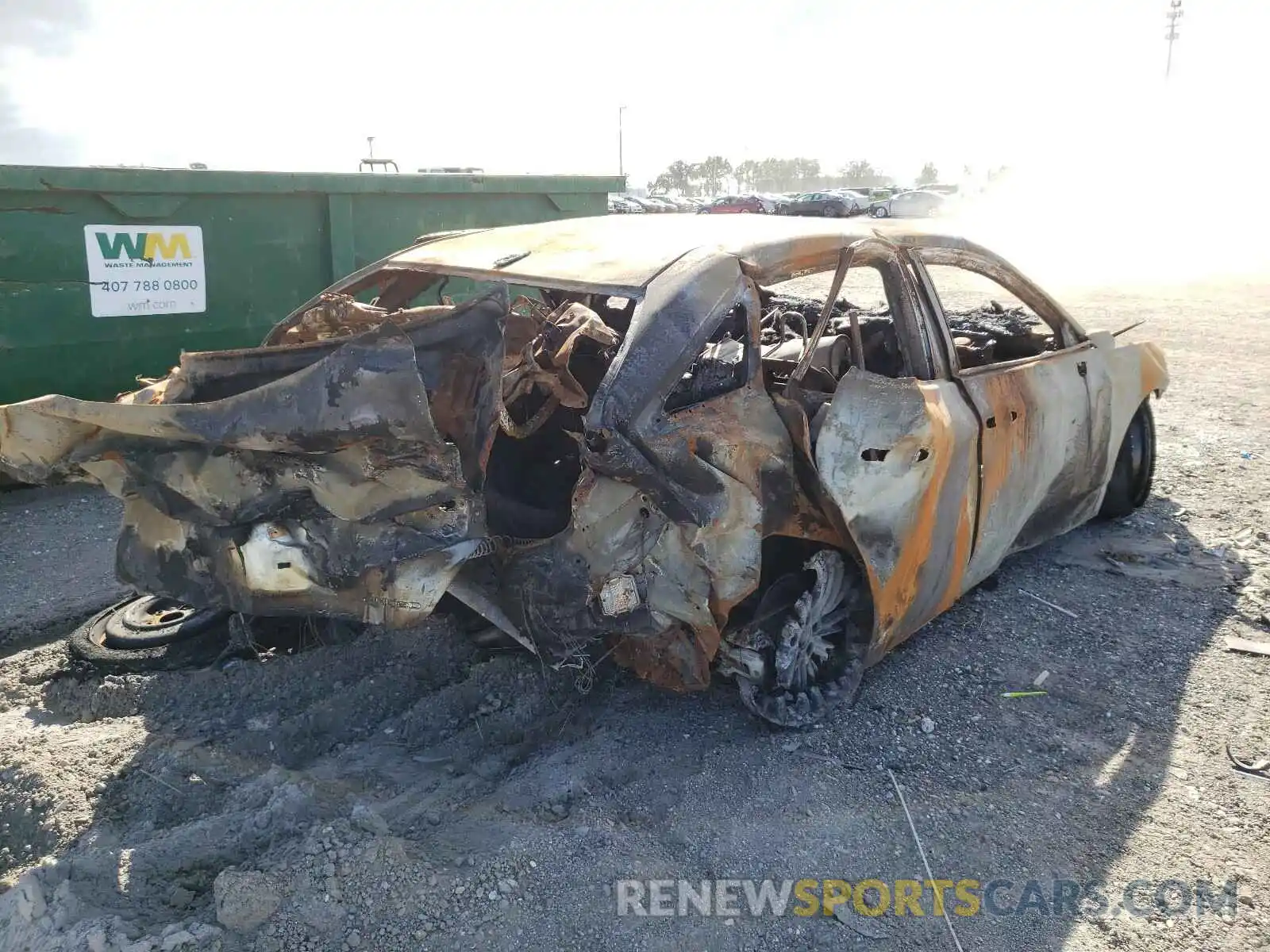 4 Photograph of a damaged car 4T1BZ1FB5KU026131 TOYOTA AVALON 2019