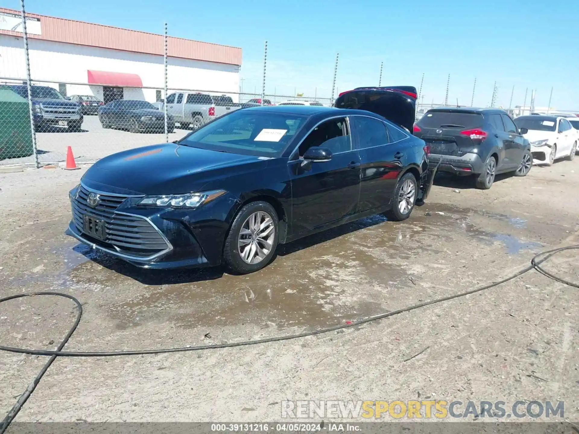 2 Photograph of a damaged car 4T1BZ1FB5KU029157 TOYOTA AVALON 2019