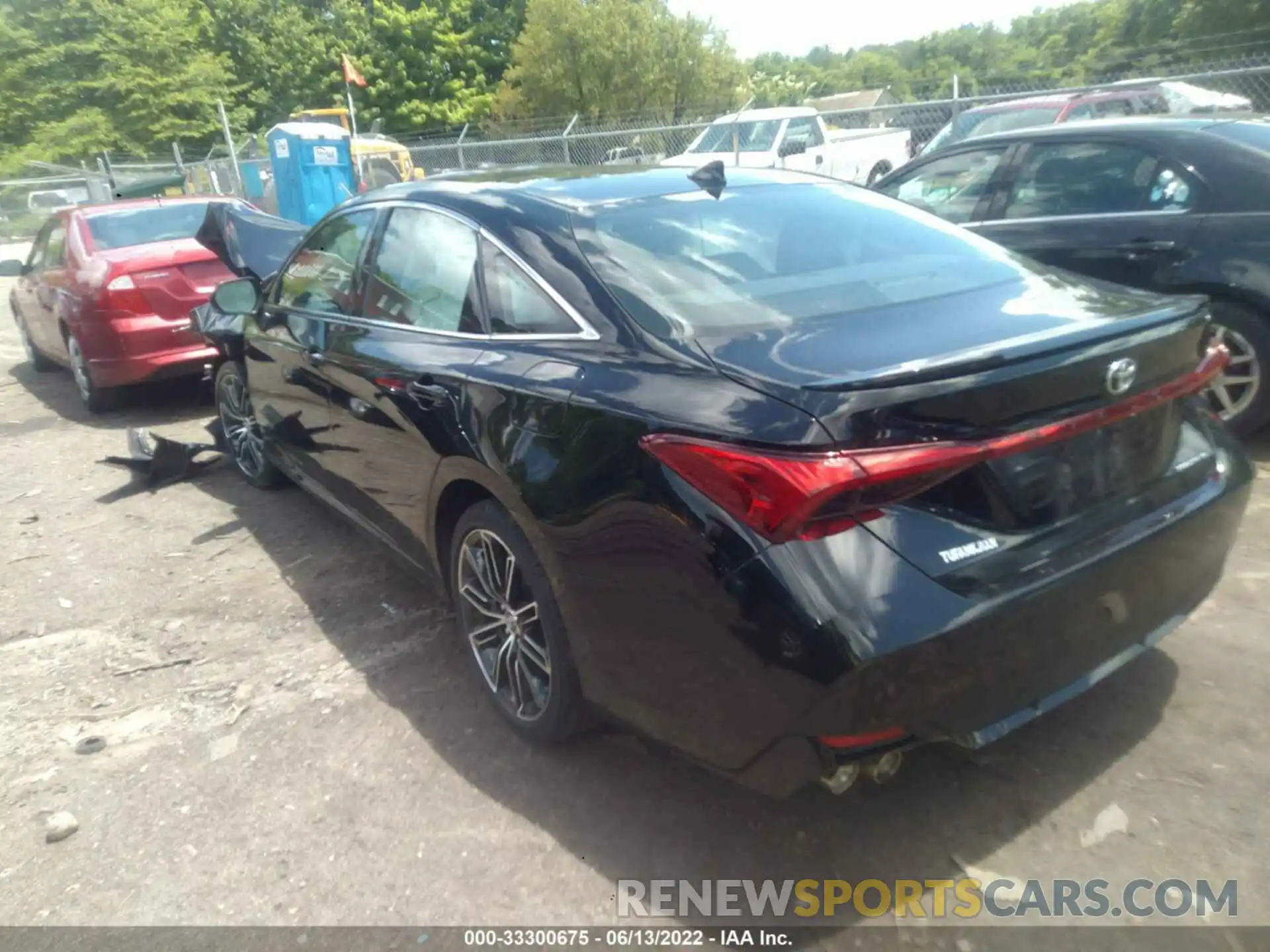 3 Photograph of a damaged car 4T1BZ1FB5KU029837 TOYOTA AVALON 2019