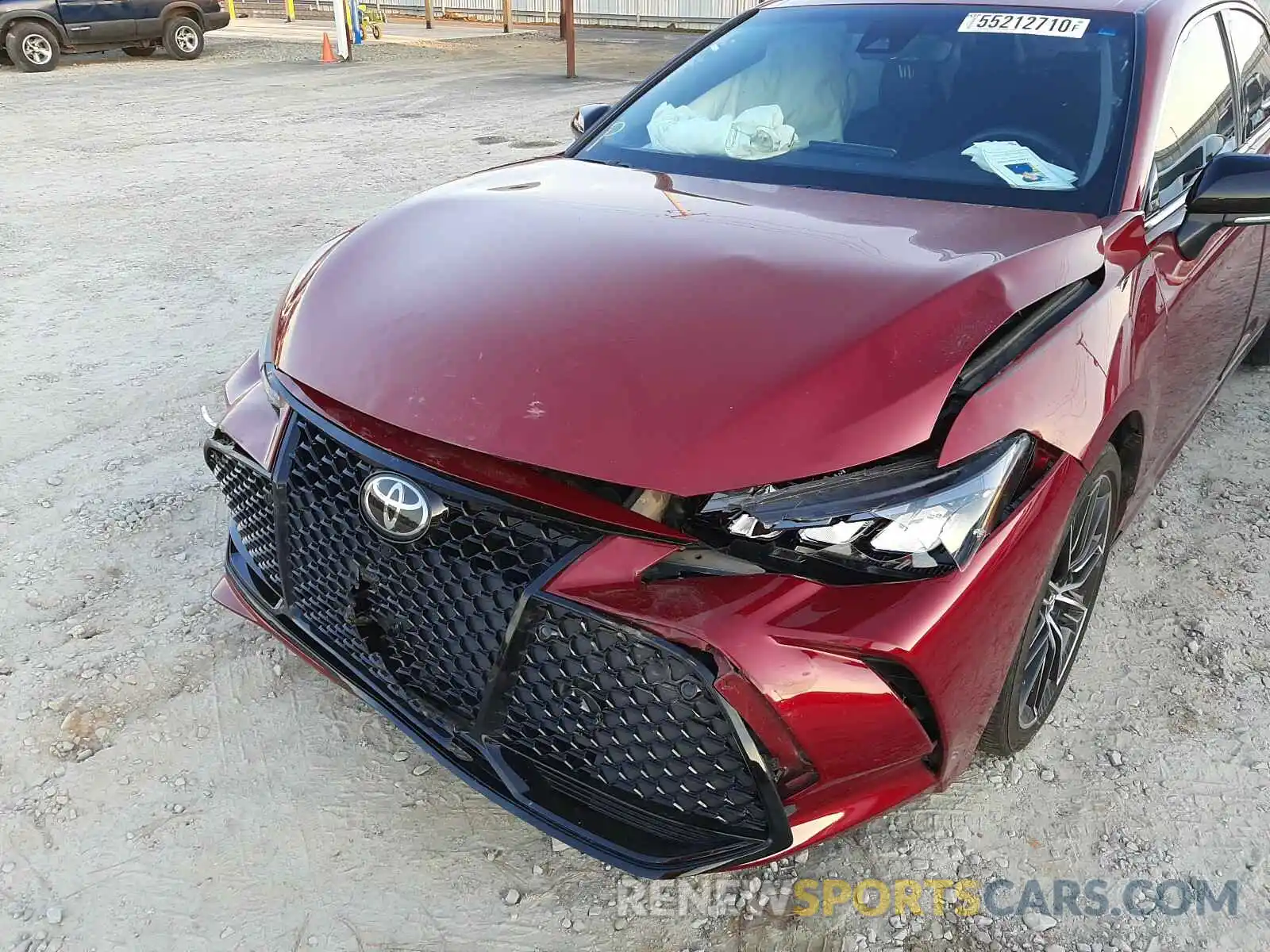 9 Photograph of a damaged car 4T1BZ1FB5KU033452 TOYOTA AVALON 2019