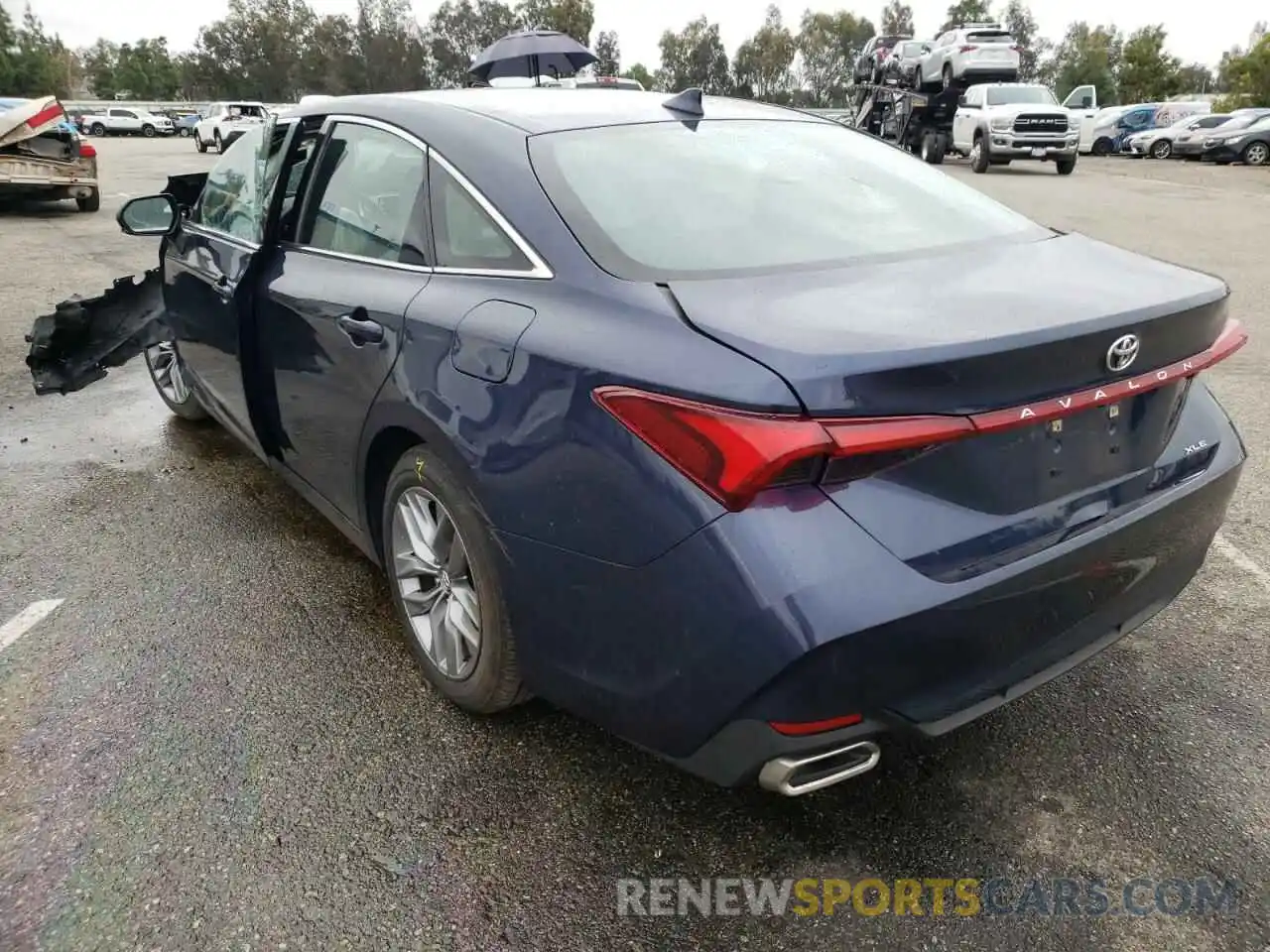 3 Photograph of a damaged car 4T1BZ1FB5KU035282 TOYOTA AVALON 2019