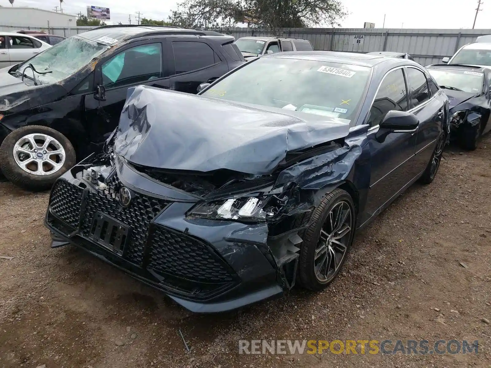 2 Photograph of a damaged car 4T1BZ1FB5KU036237 TOYOTA AVALON 2019