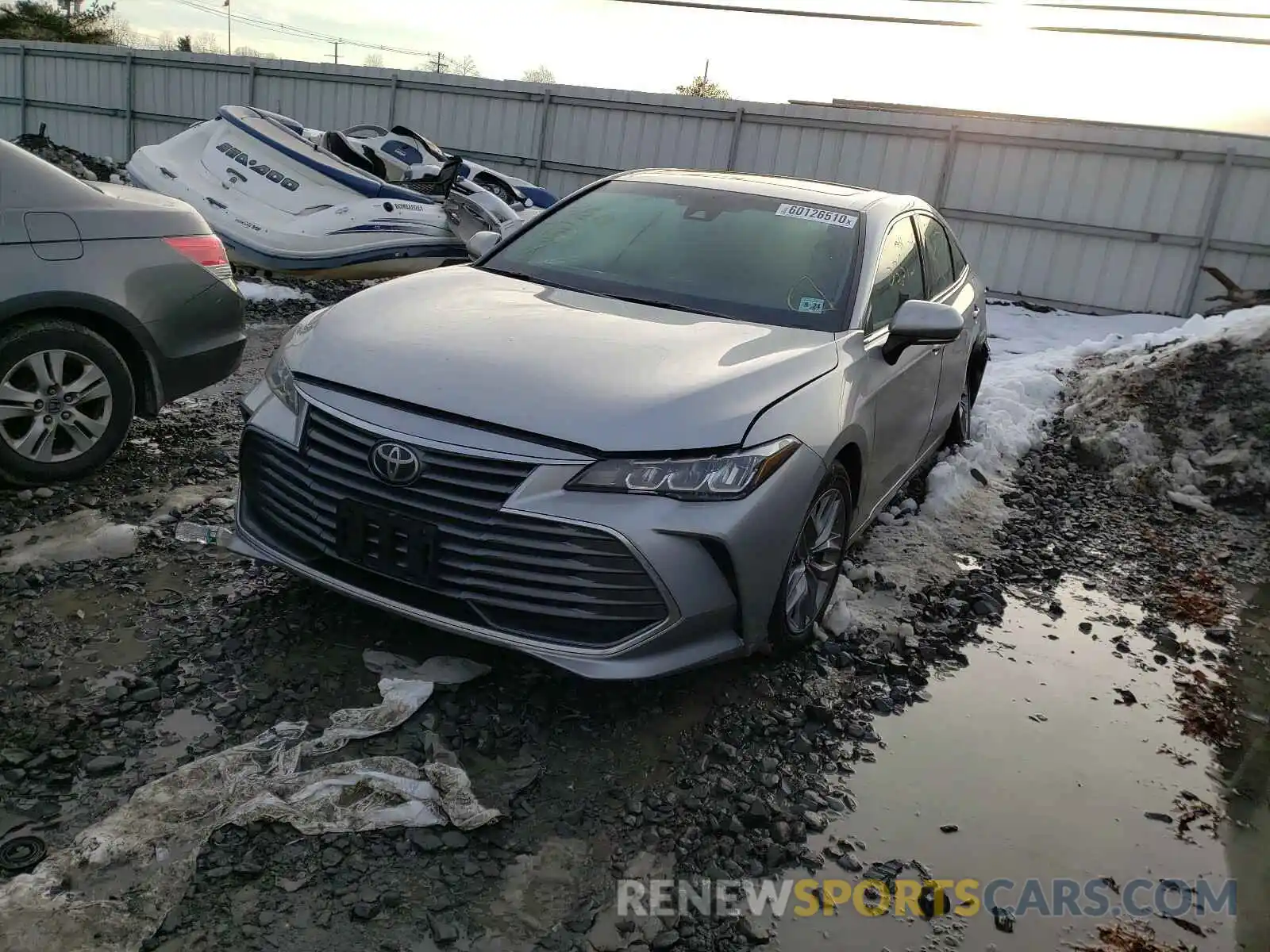 2 Photograph of a damaged car 4T1BZ1FB5KU036609 TOYOTA AVALON 2019