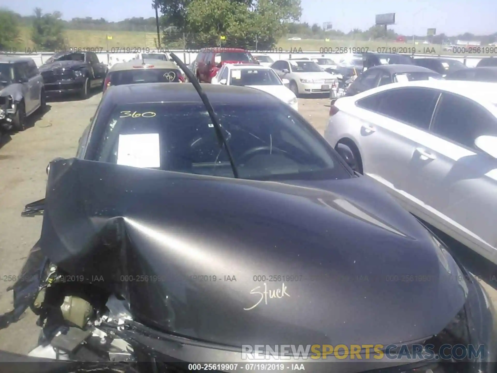 10 Photograph of a damaged car 4T1BZ1FB6KU003439 TOYOTA AVALON 2019