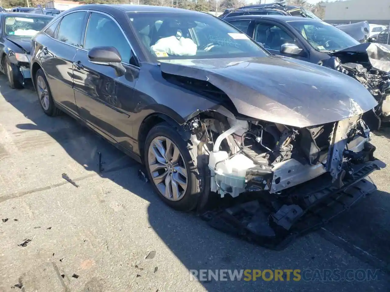 1 Photograph of a damaged car 4T1BZ1FB6KU003943 TOYOTA AVALON 2019